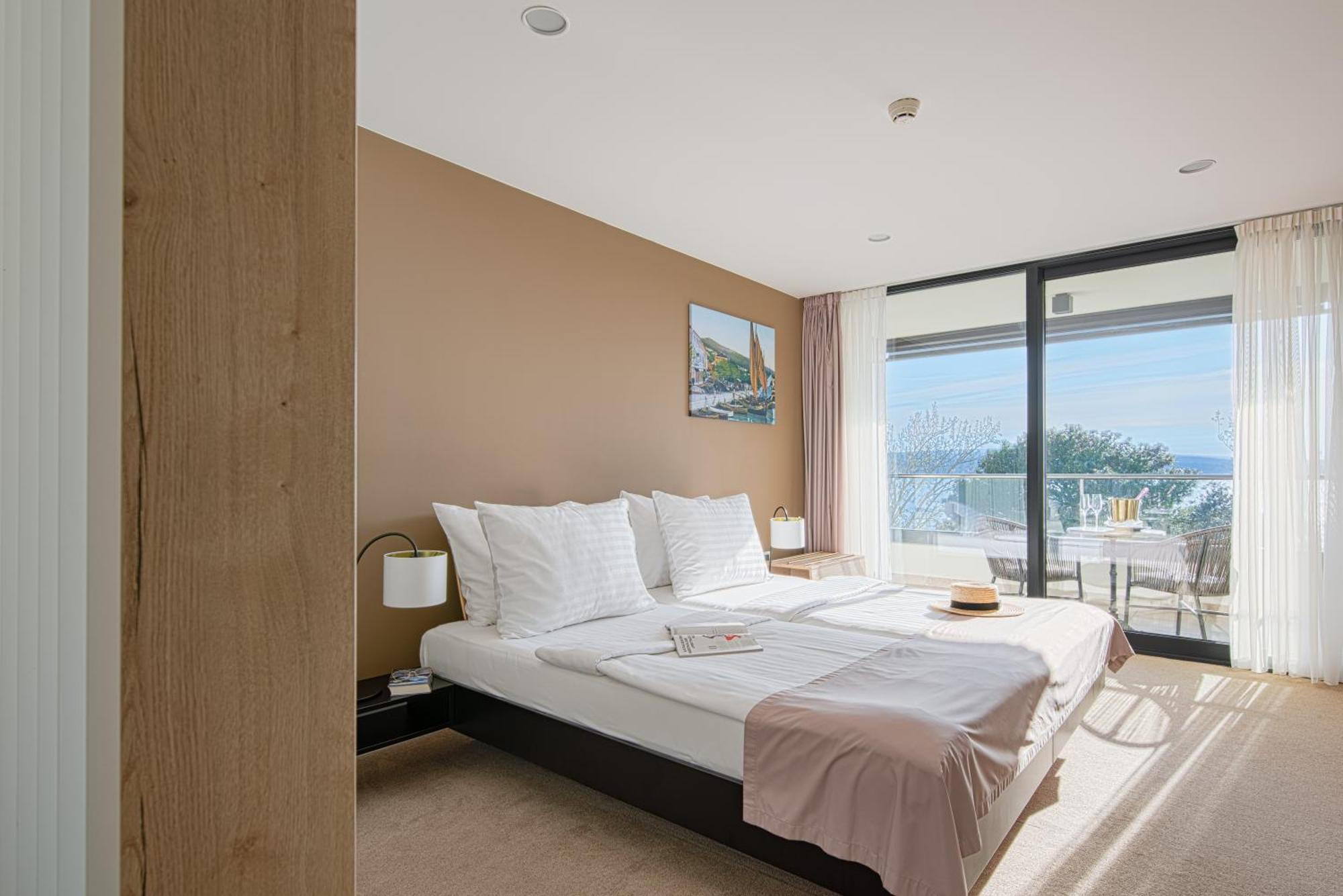 Premium Double or Twin Room Extra Bed Balcony
