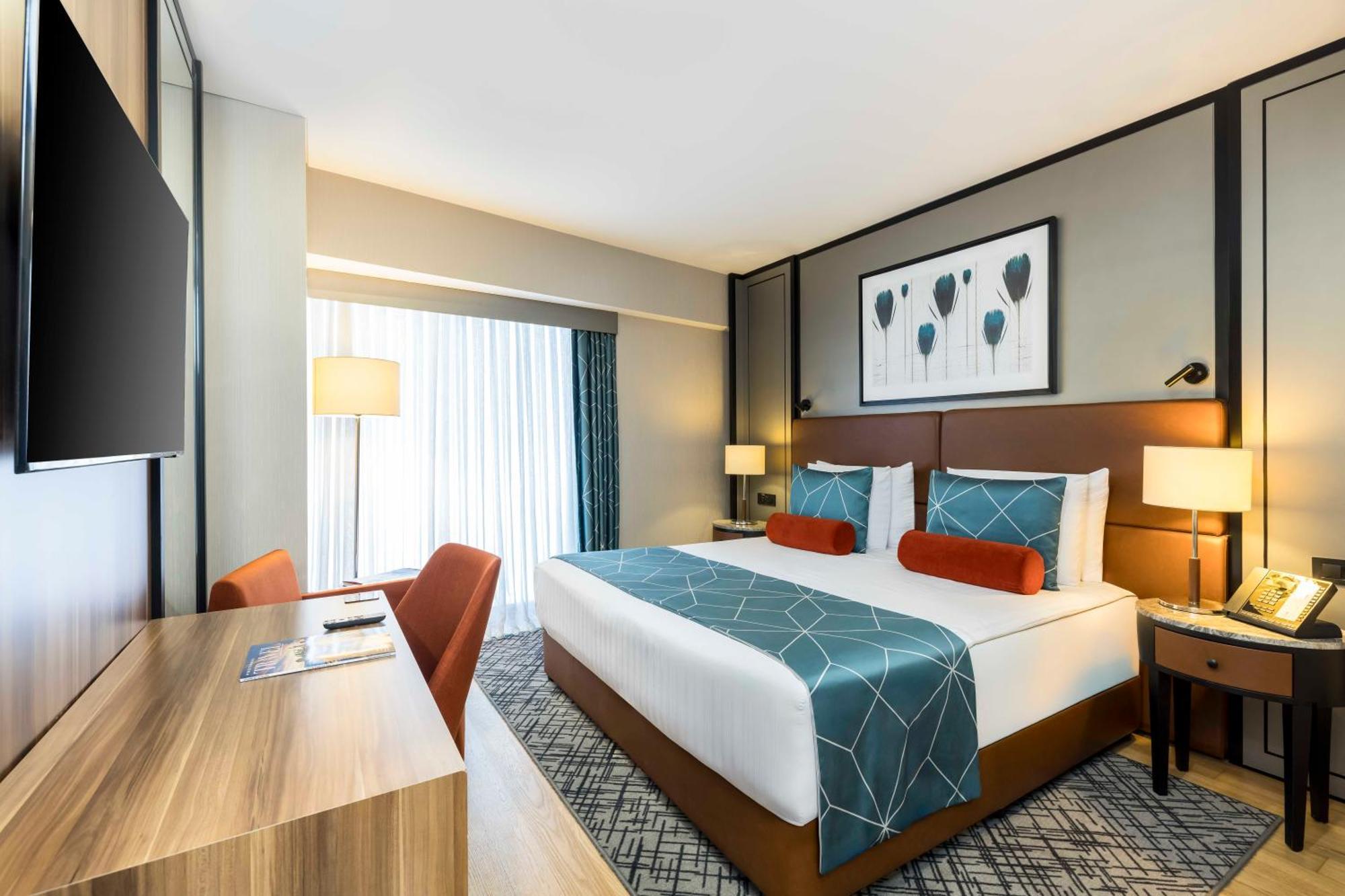 Deluxe Partial Sea View Room
