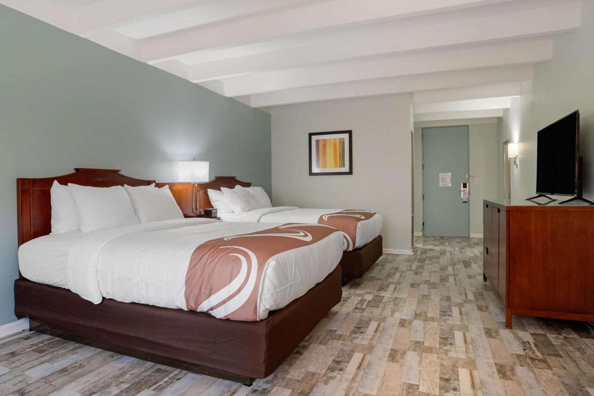 Standard Queen Room Two Queen Beds Non-Smoking