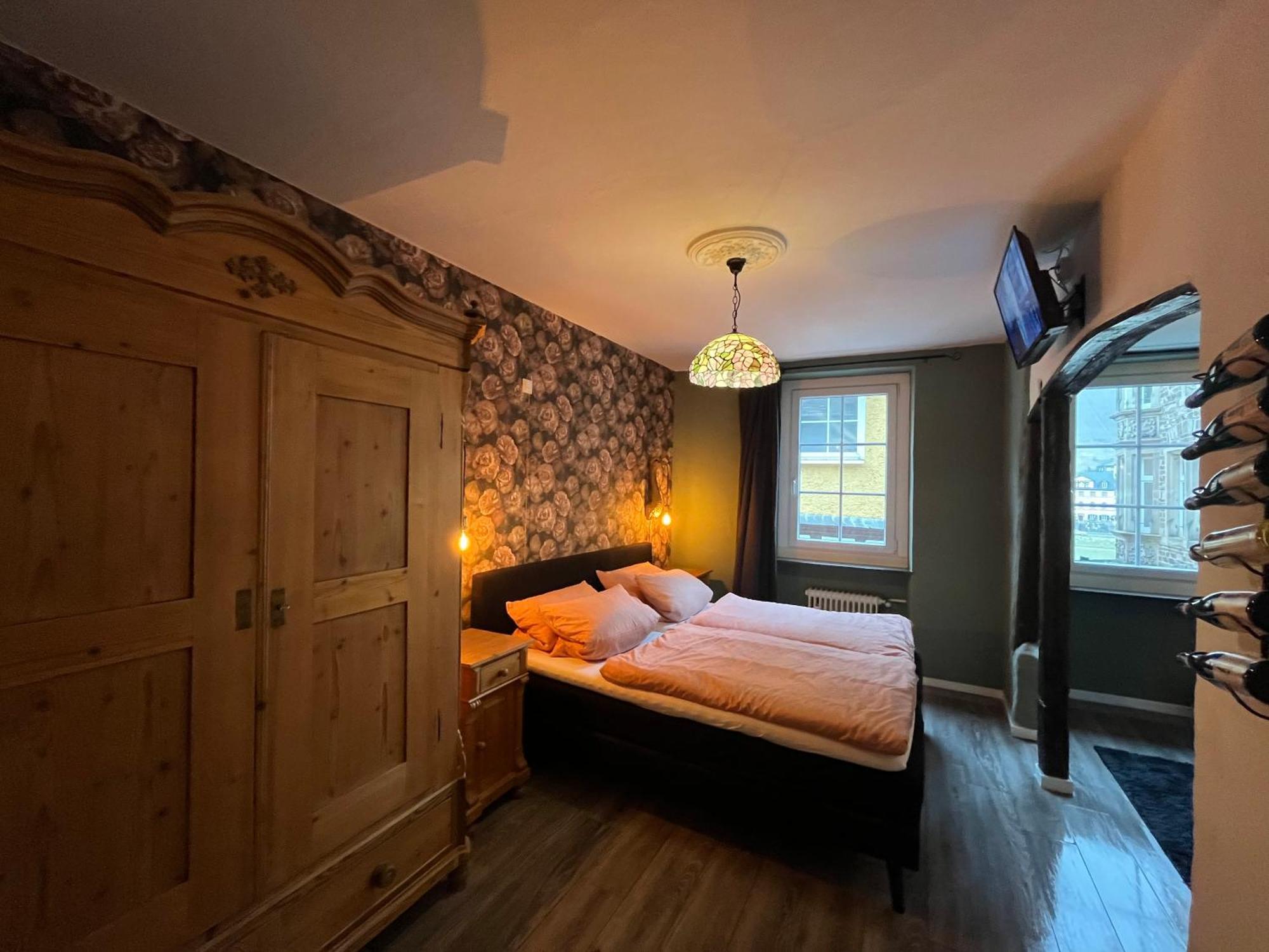Double Room Private Bathroom