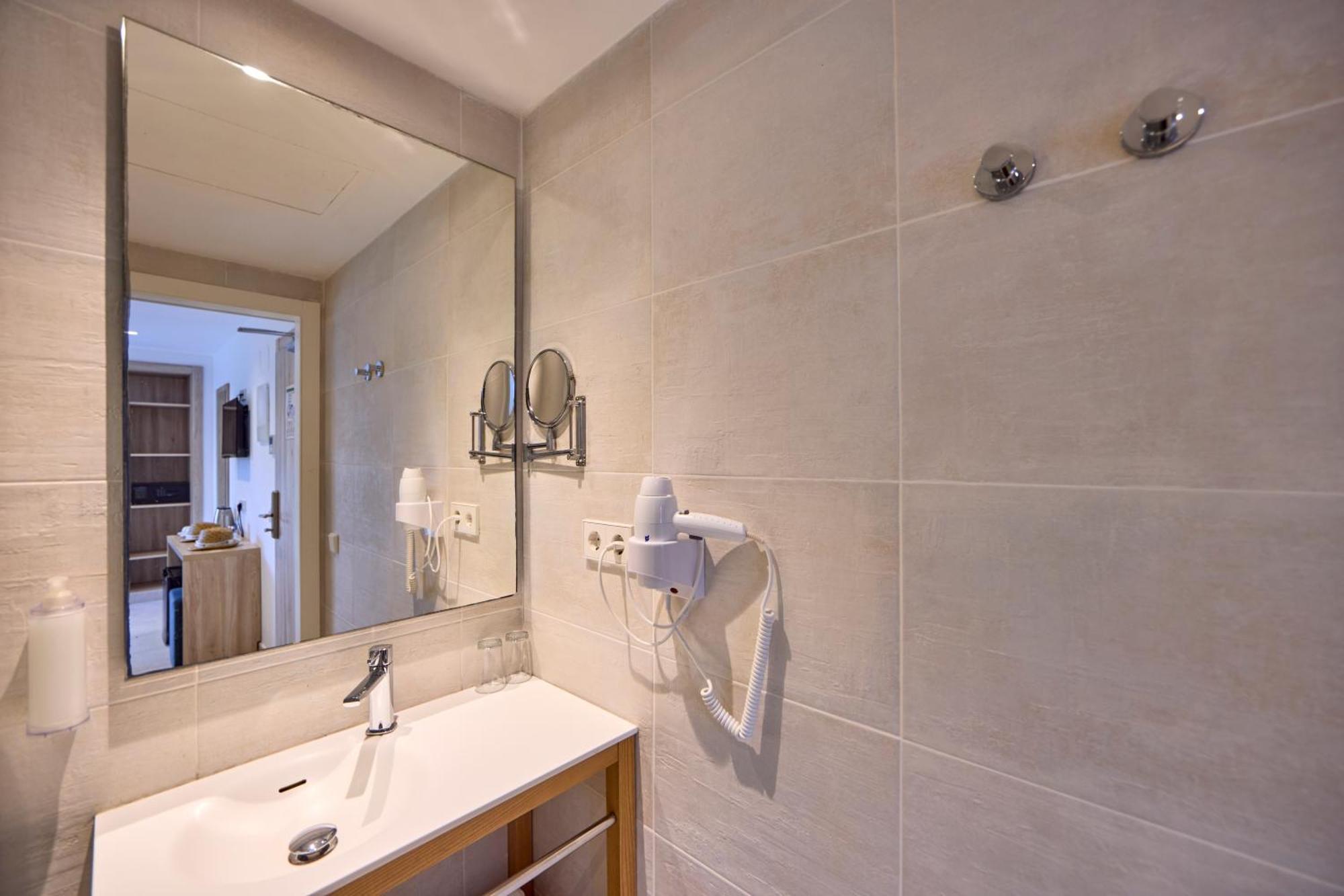 Deluxe Double Room Balcony