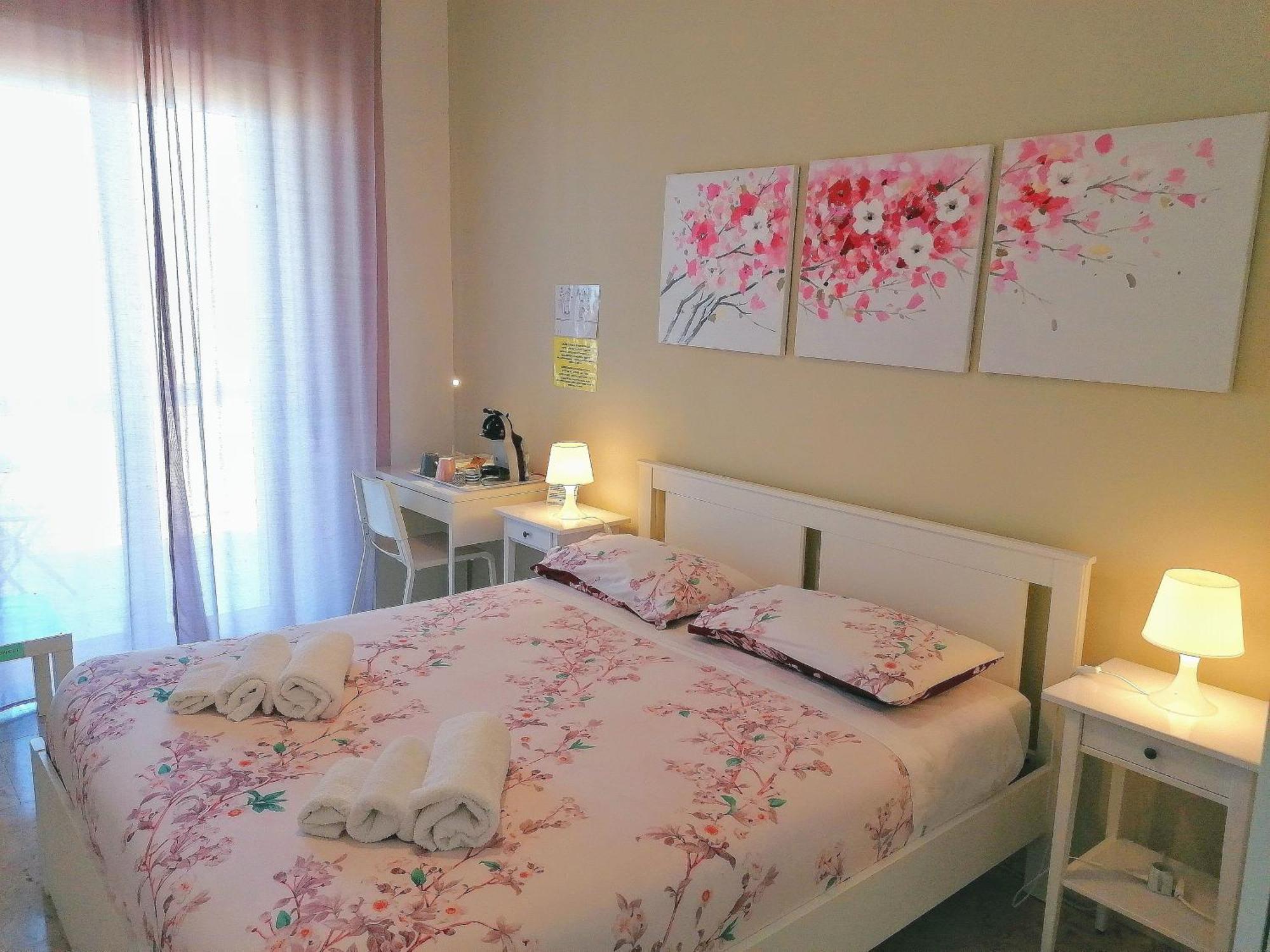 Double Room Private Bathroom