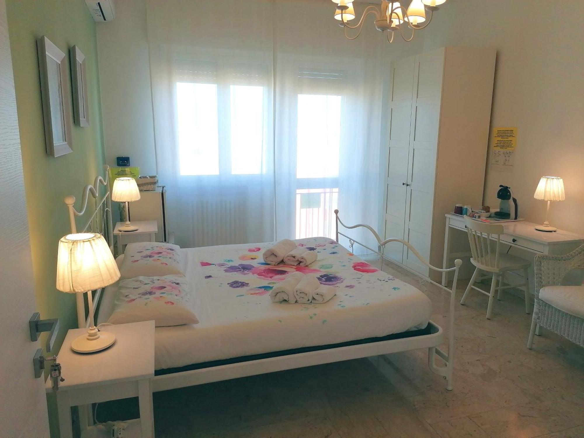 Double Room Private Bathroom