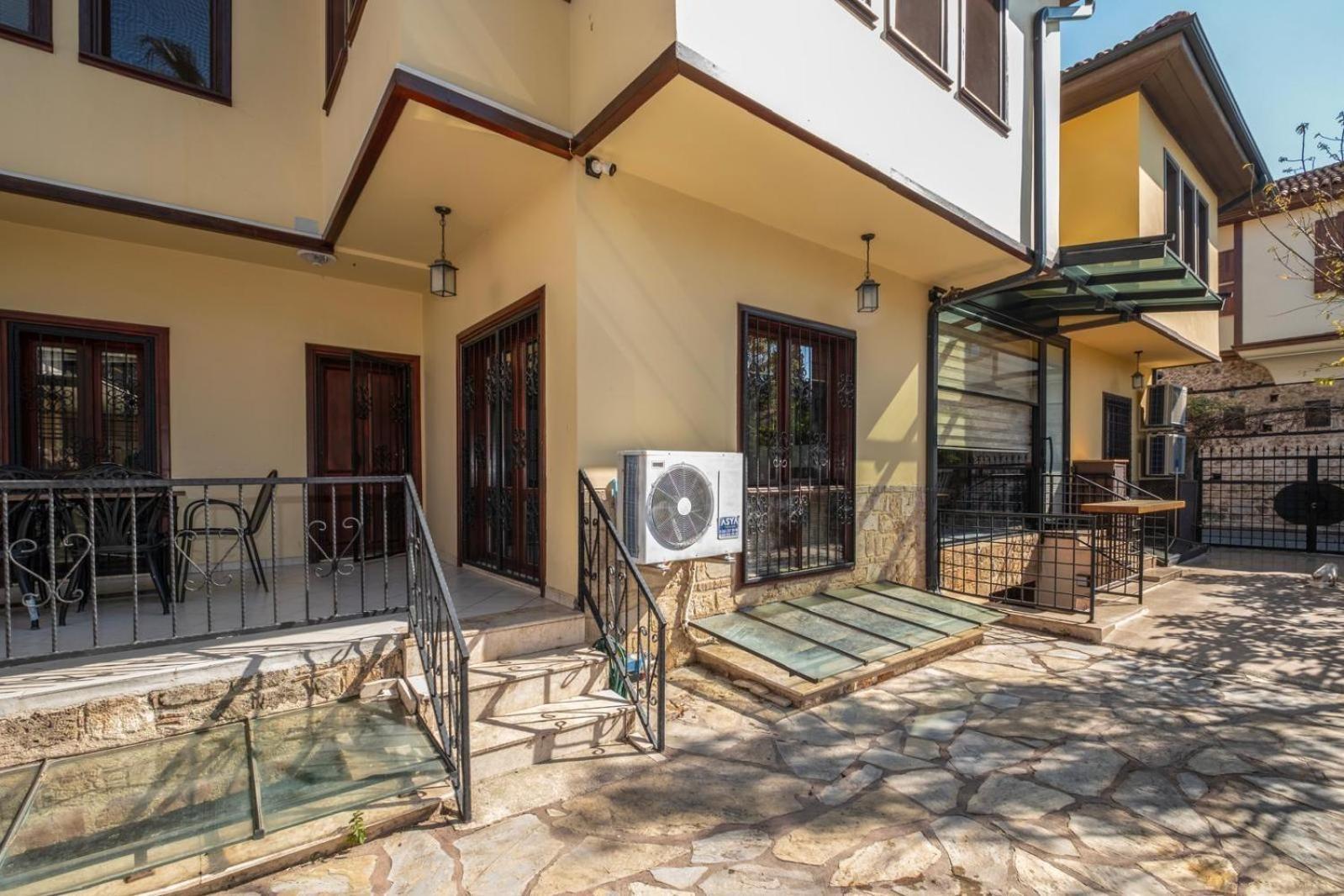 Villa Garden View