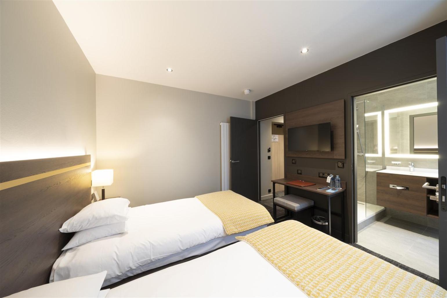 Superior Twin Room