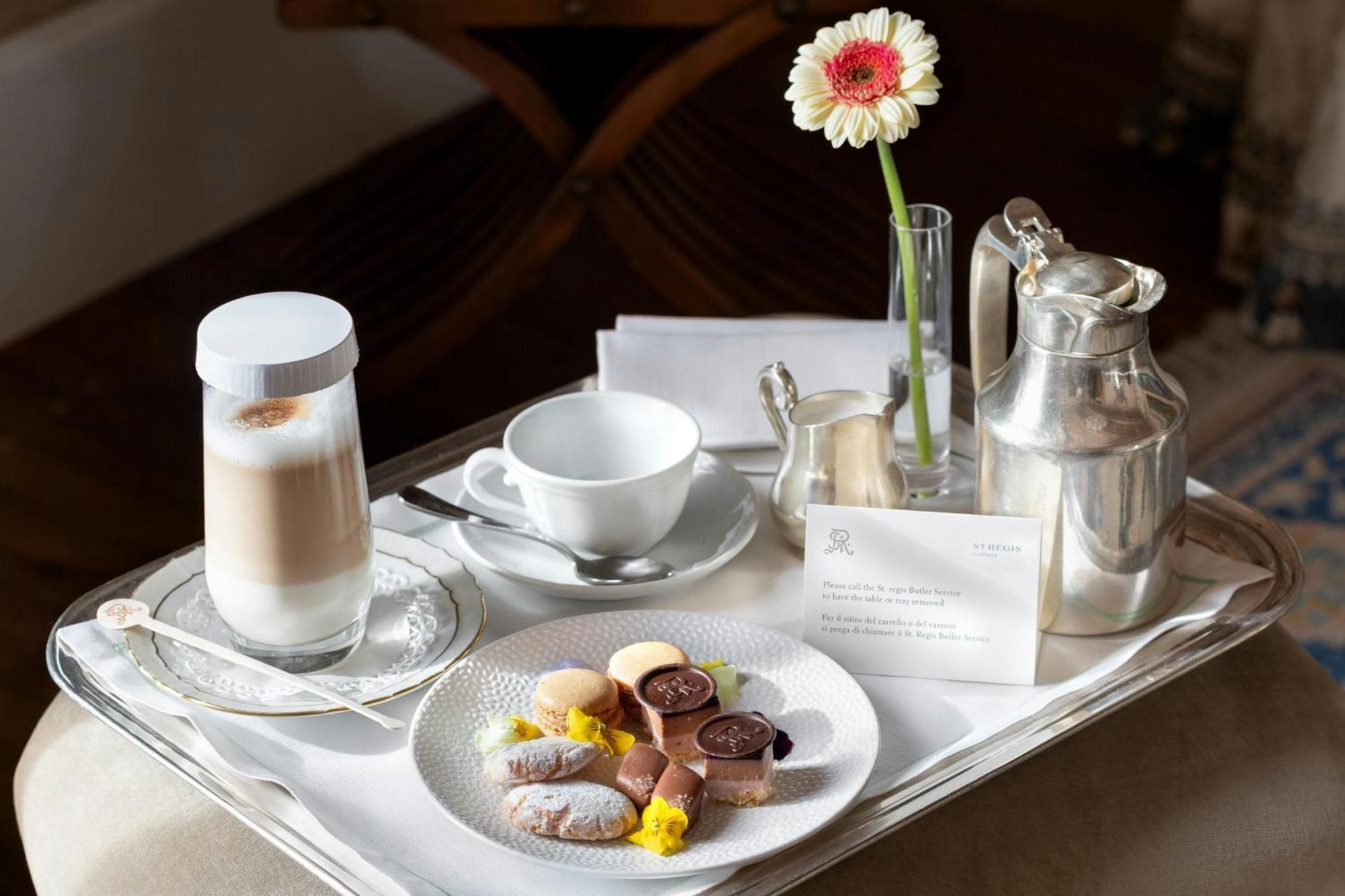 Contemporary Luxury King Suite with River View,1659455973:JPEG