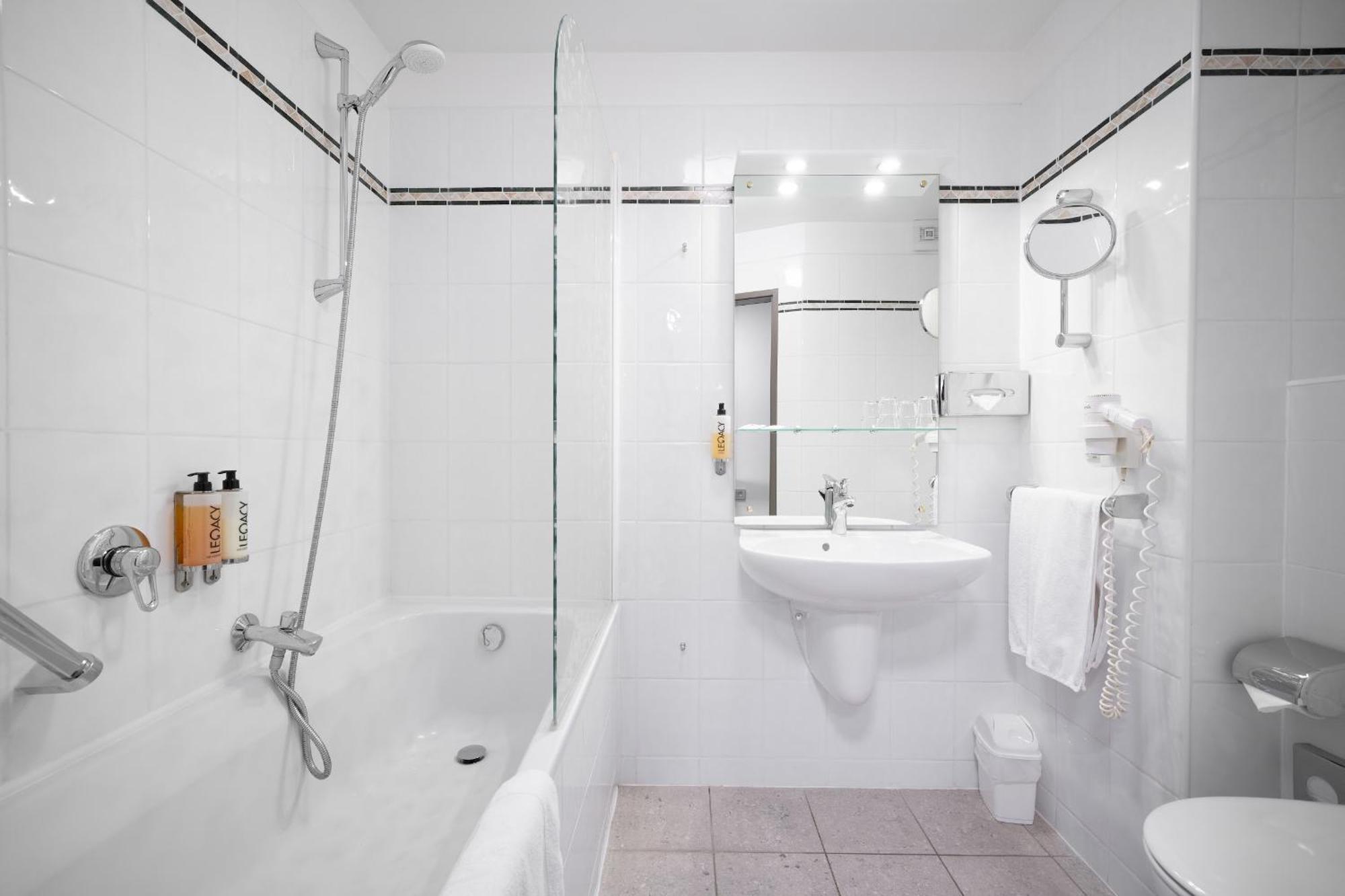 Classic Double or Twin Room