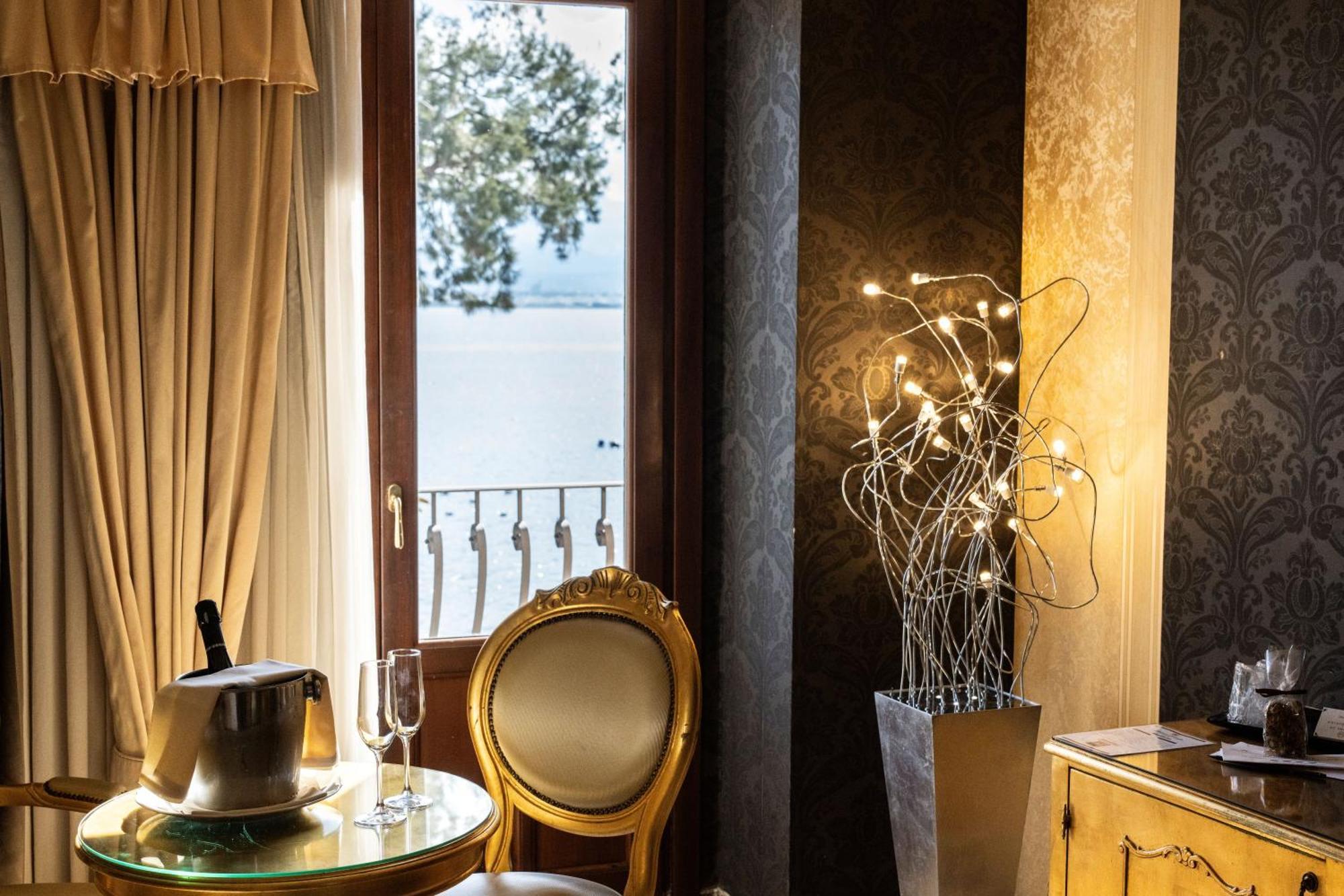 Deluxe Suite Sea View