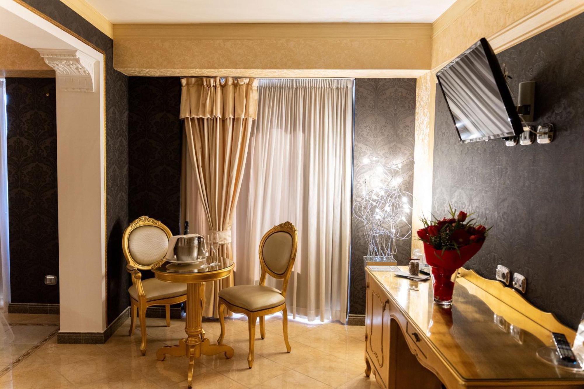 Deluxe Suite Sea View