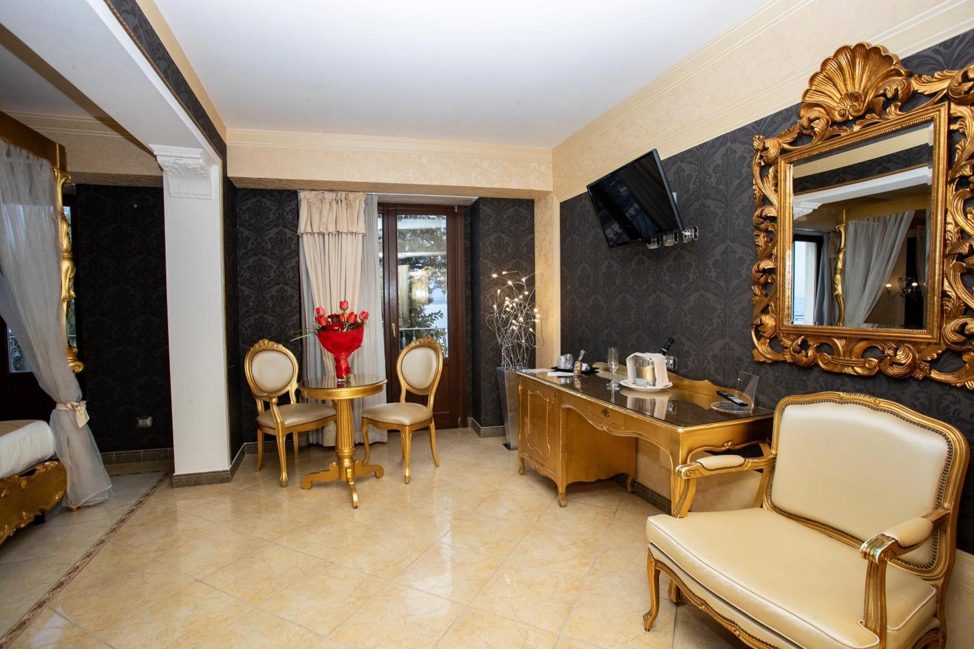 Deluxe Suite Sea View