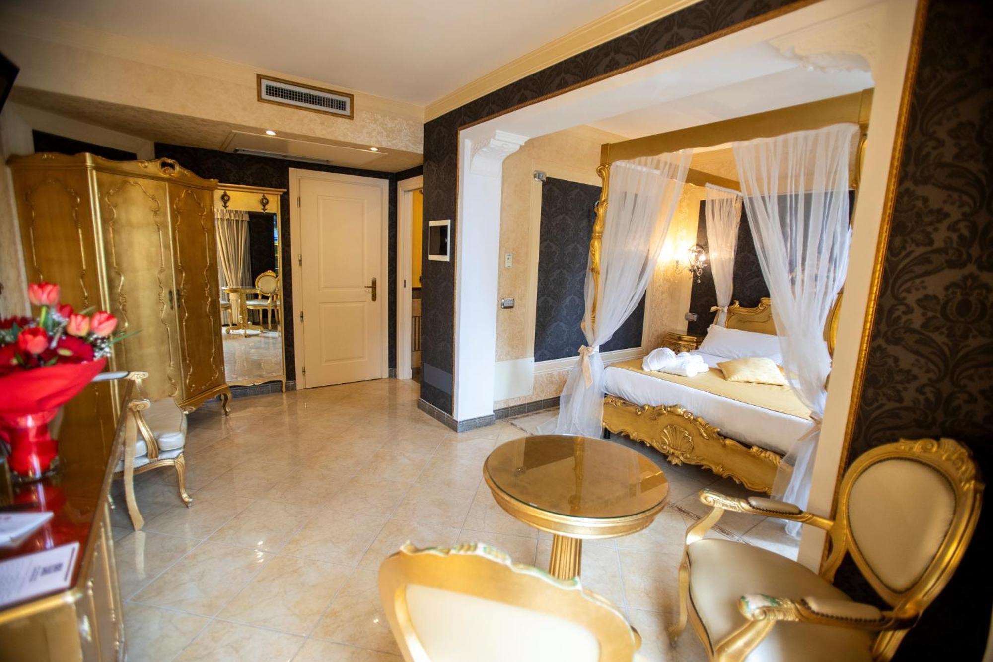 Deluxe Suite Sea View