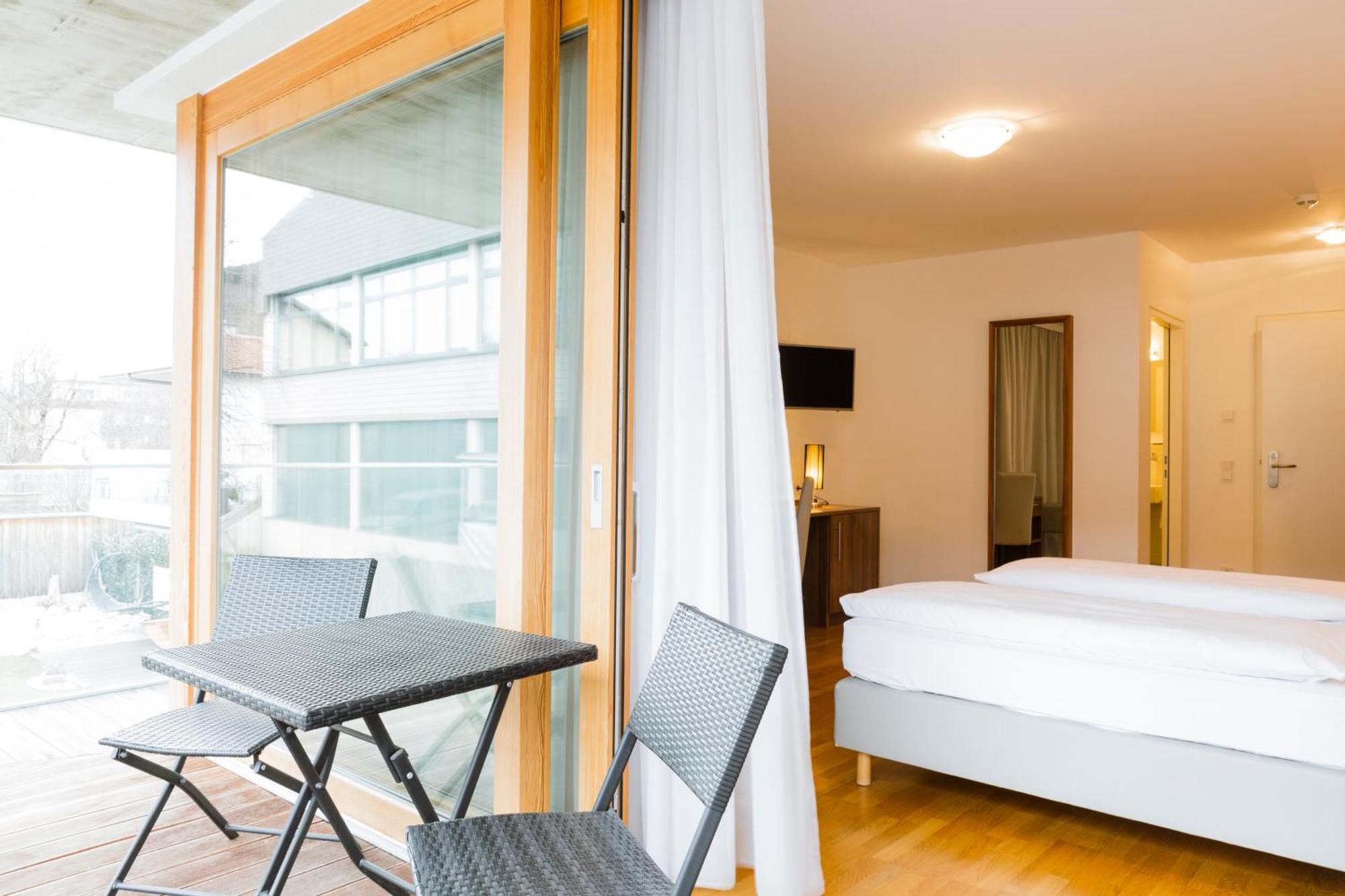 Double Room Balcony Annex