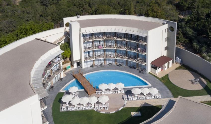 Double Room Pool View