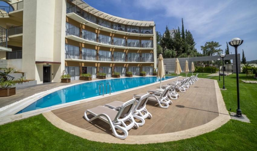 Double Room Pool View