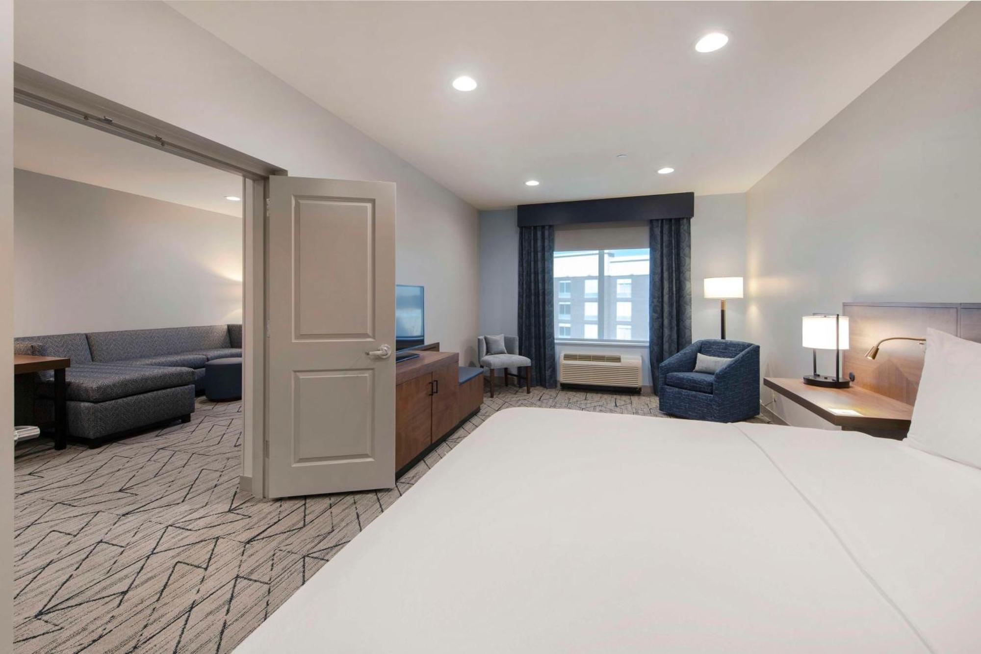 One-Bedroom King Suite Sofa Bed