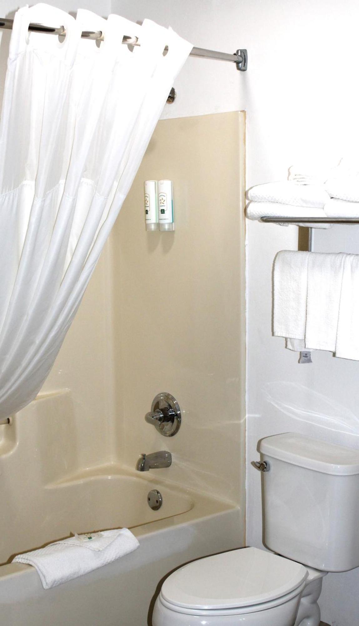Double Room Two Double Beds Non-Smoking
