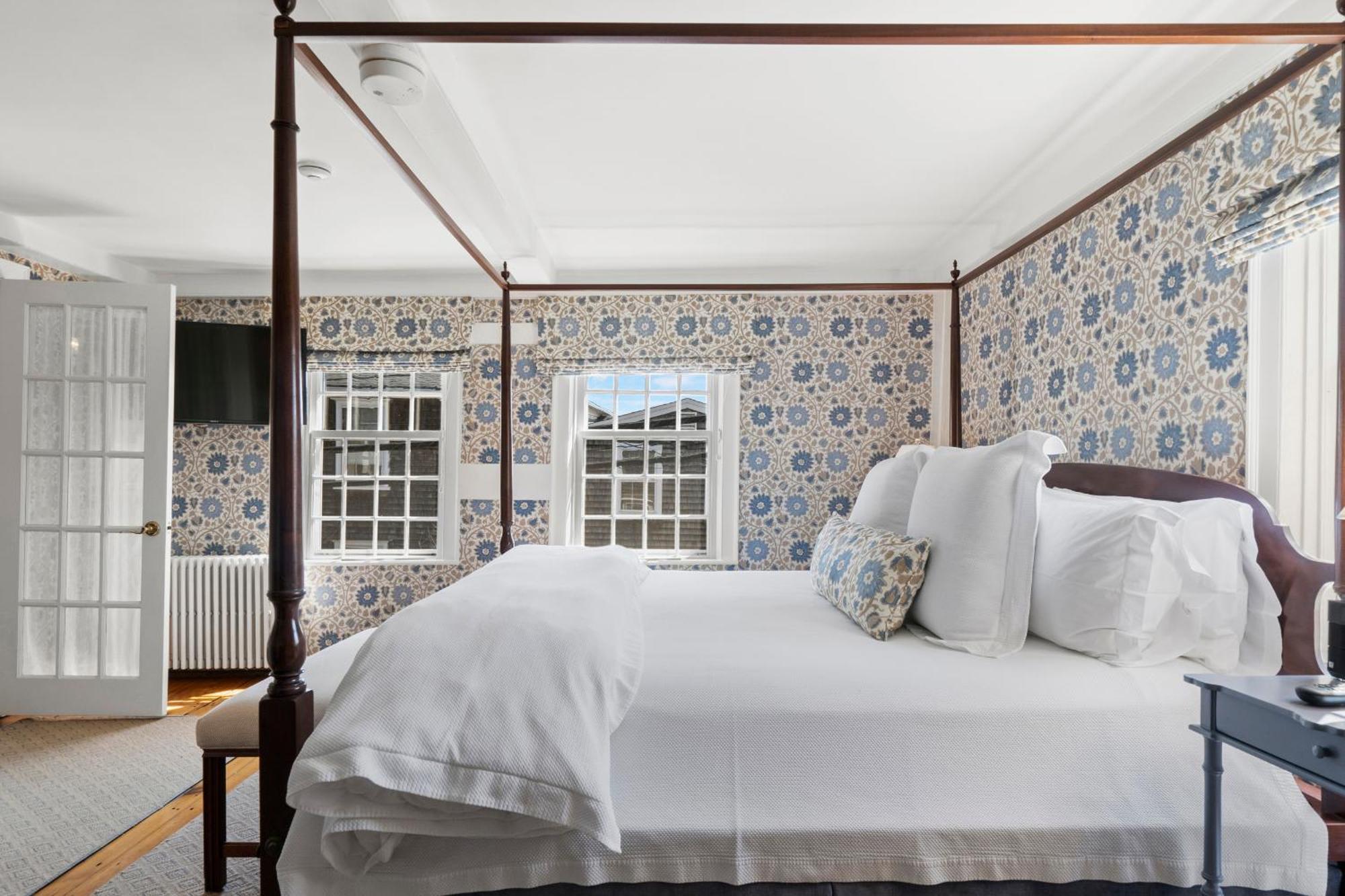 King Suite # 9
