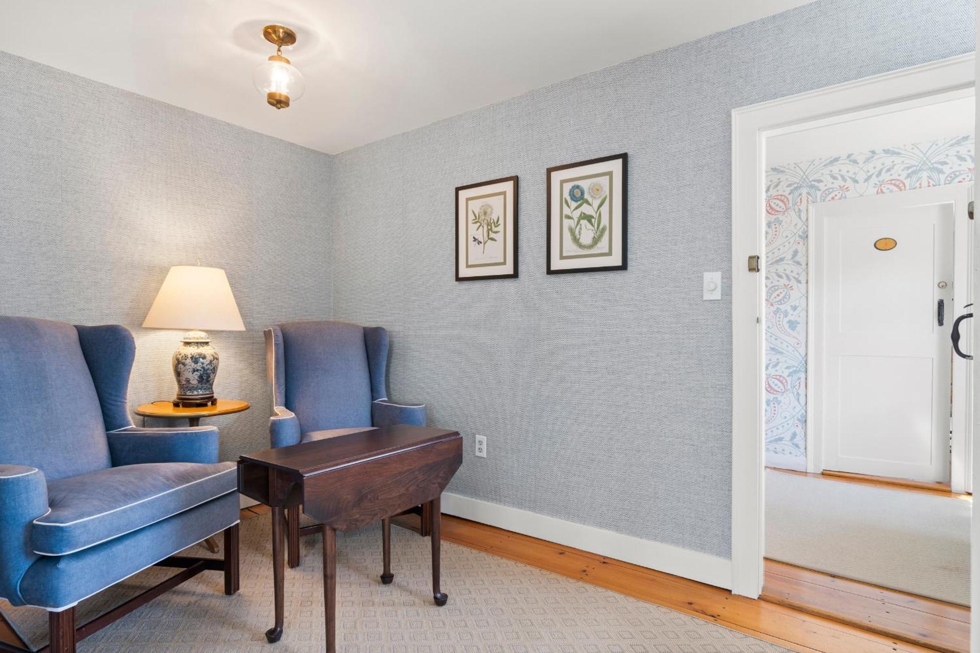 King Suite # 9