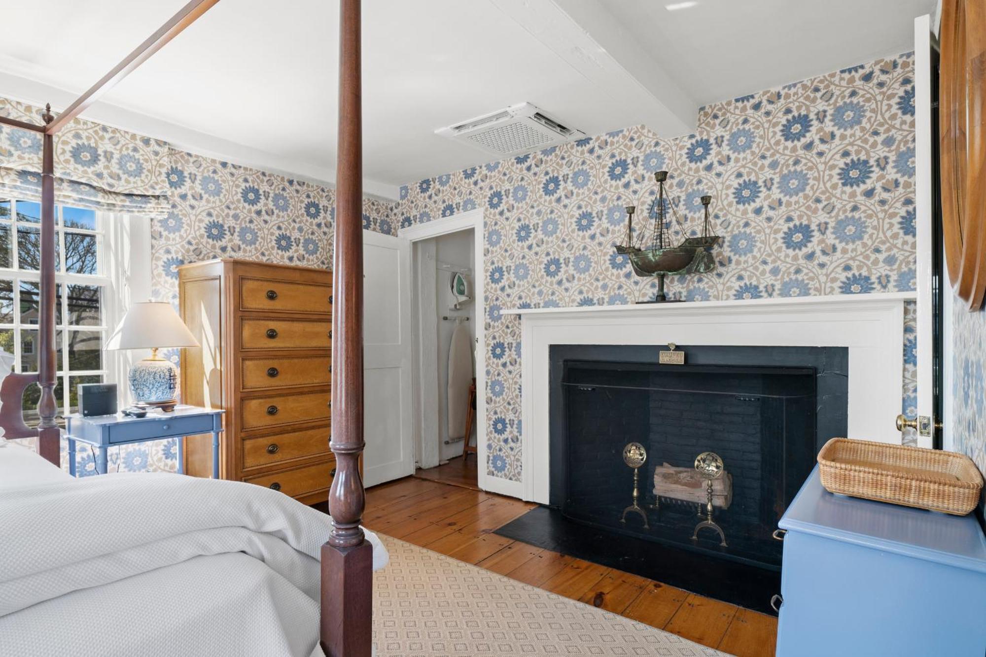 King Suite # 9
