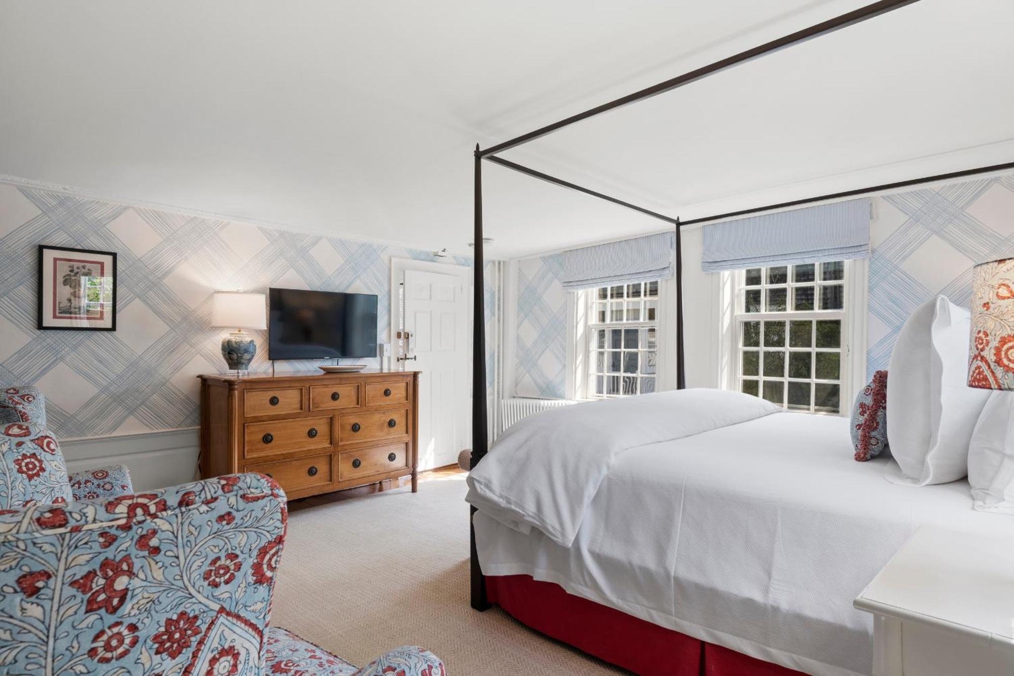 Corner King Room # 3