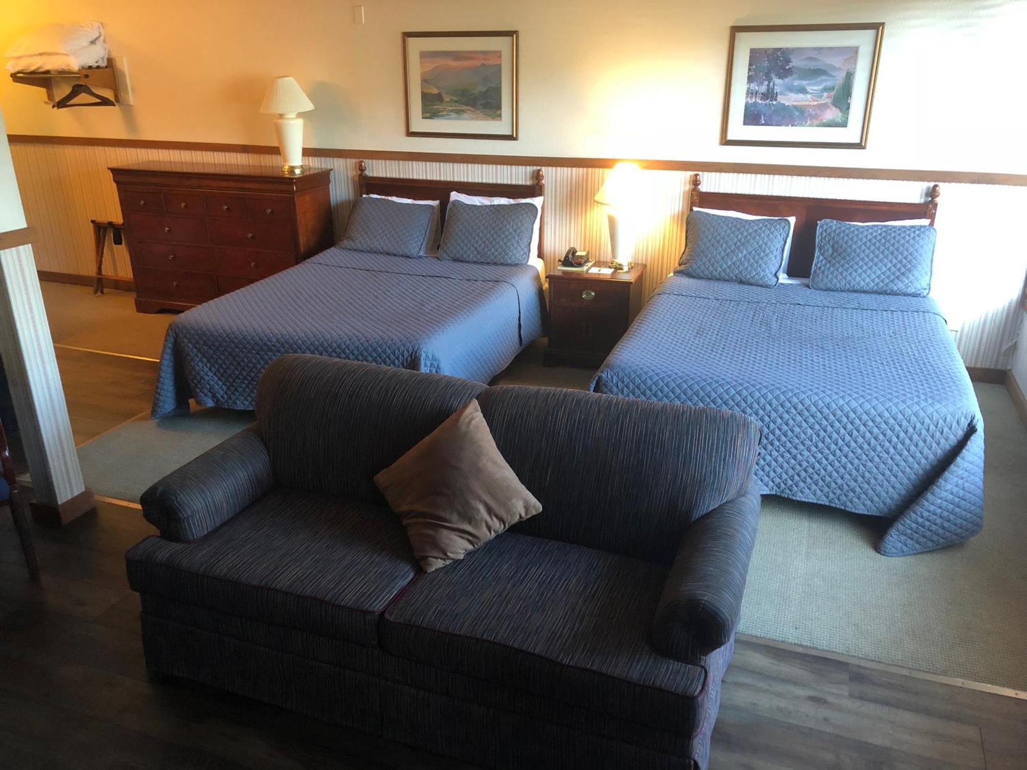 Queen Suite