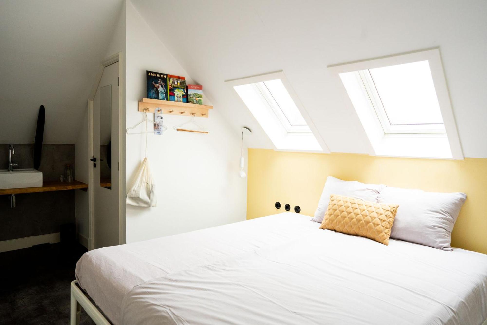 Standard Double Room Sour Room