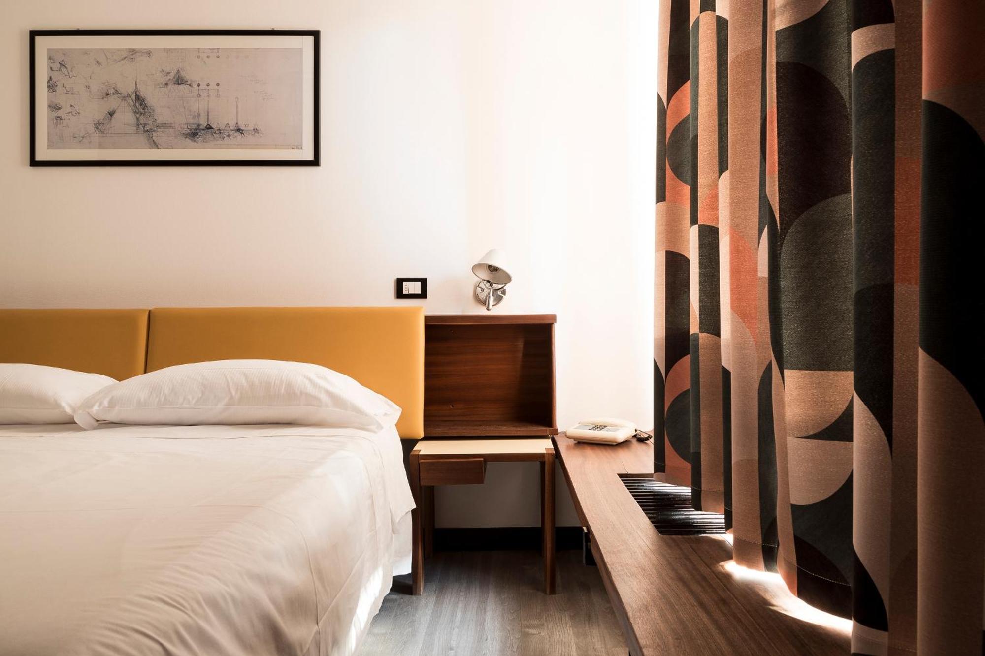 Double Room Mountain View