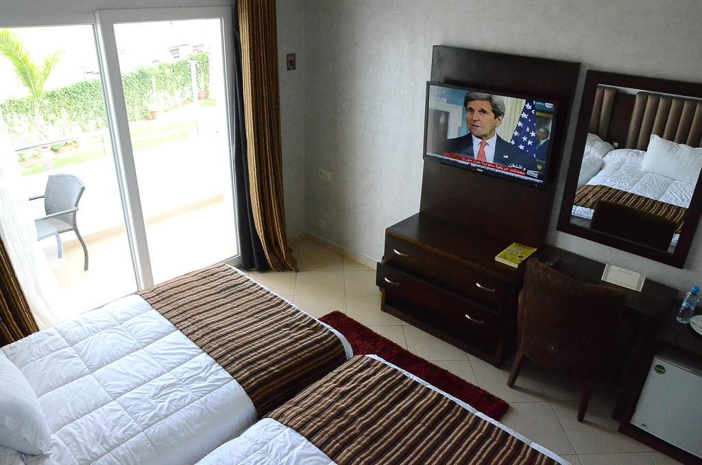 Standard Twin Room