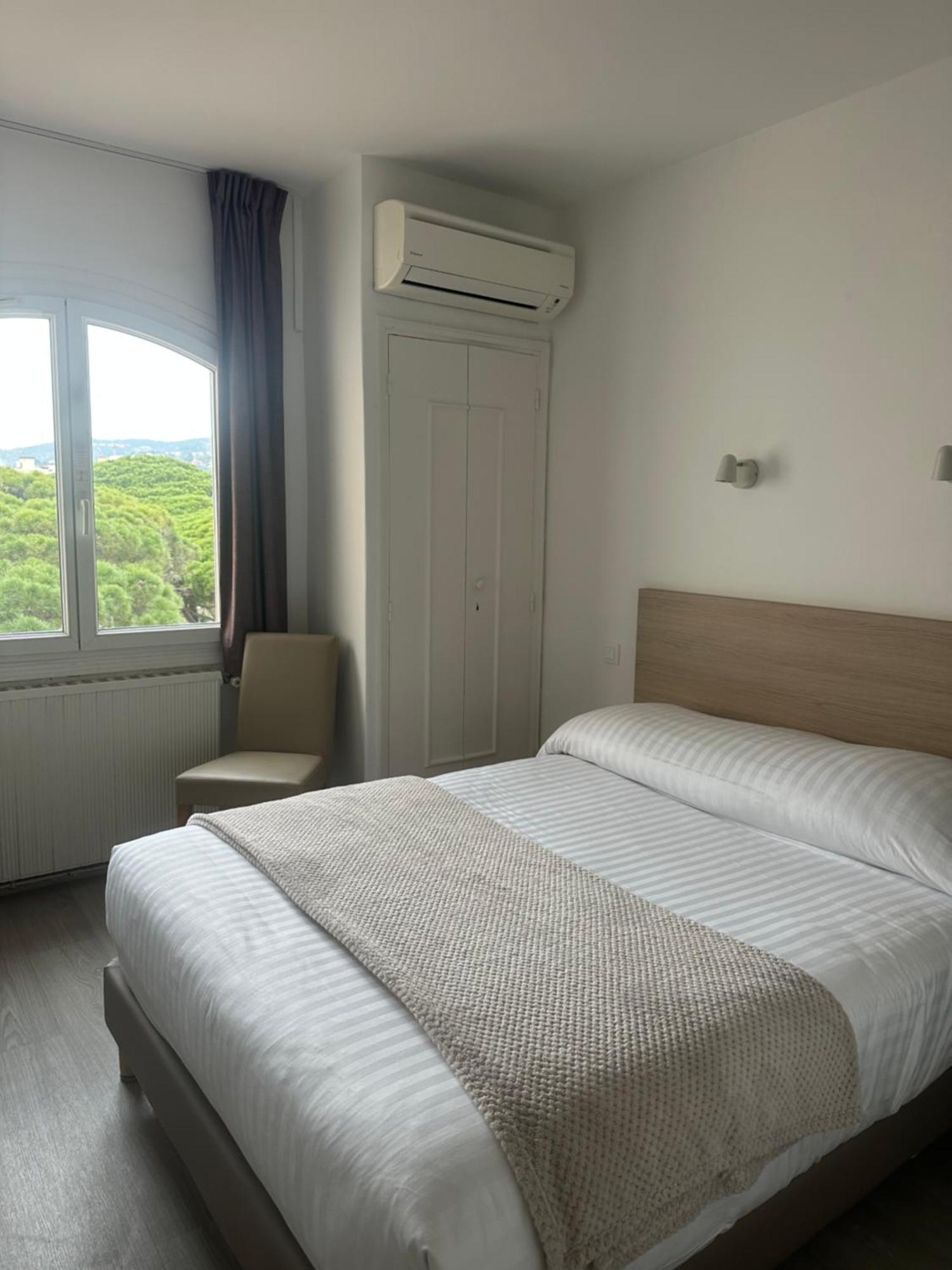 Single Room Park Side