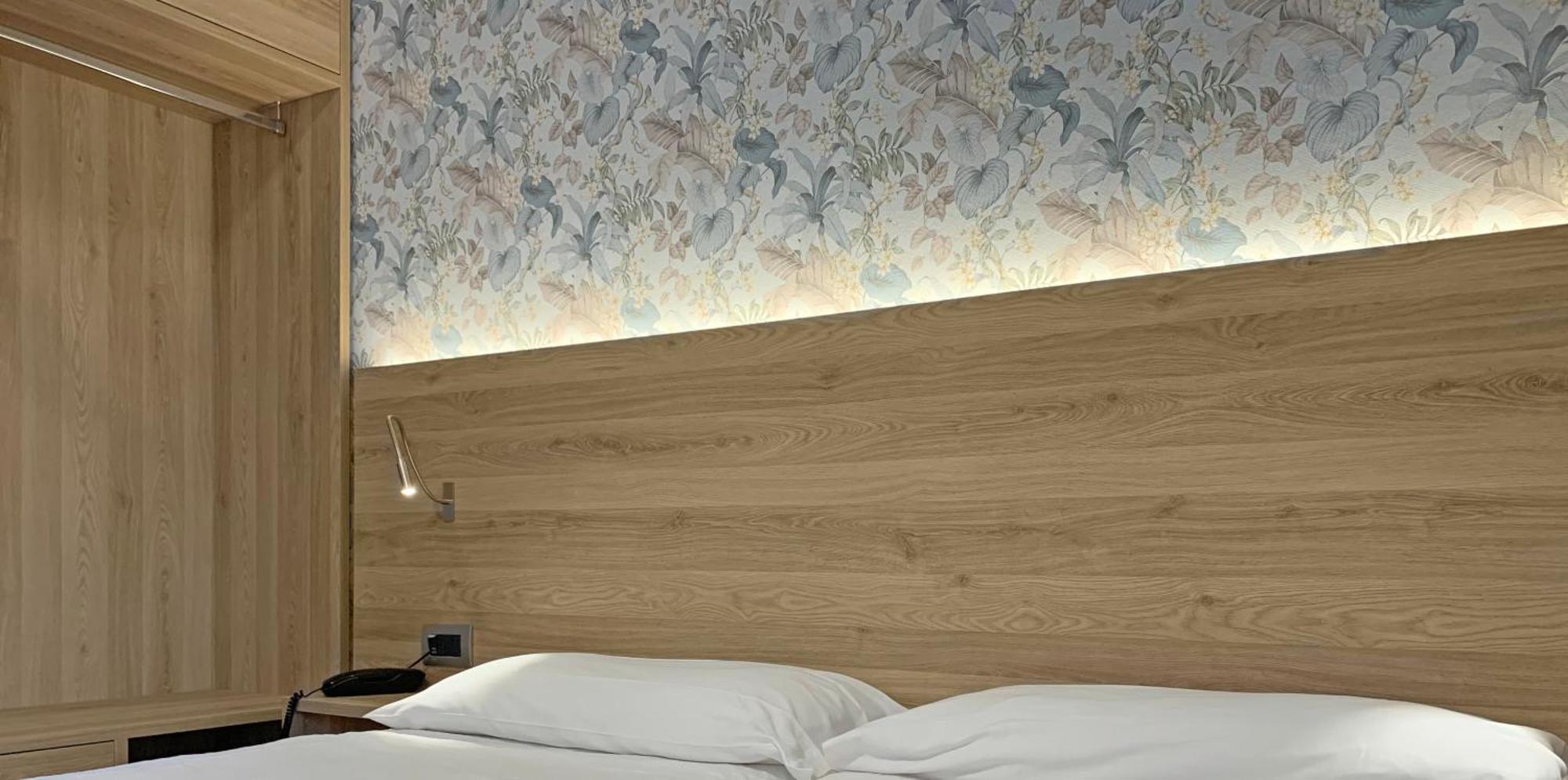Double or Twin Room Balcony