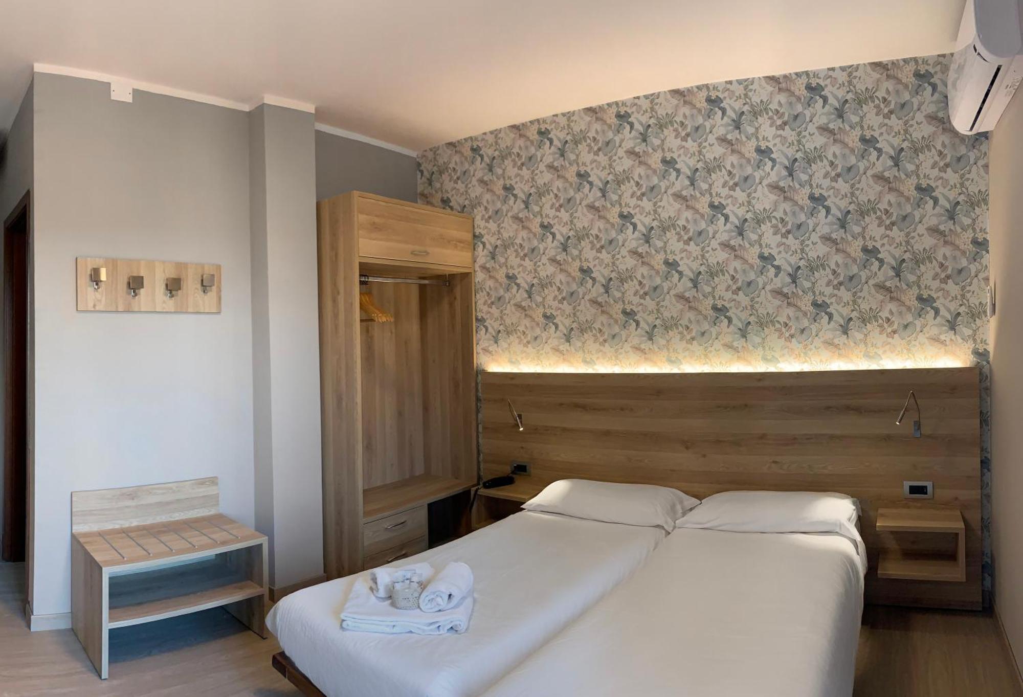 Double or Twin Room Balcony