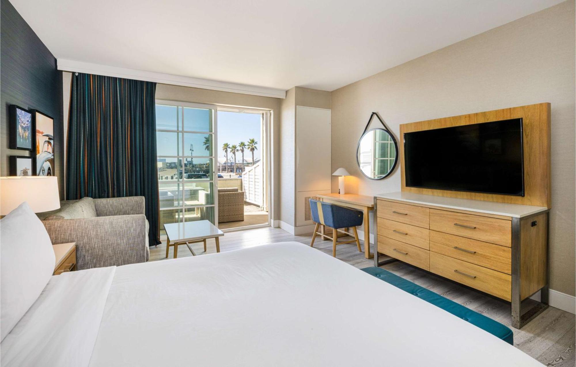 Fireside King Room Partial Ocean View
