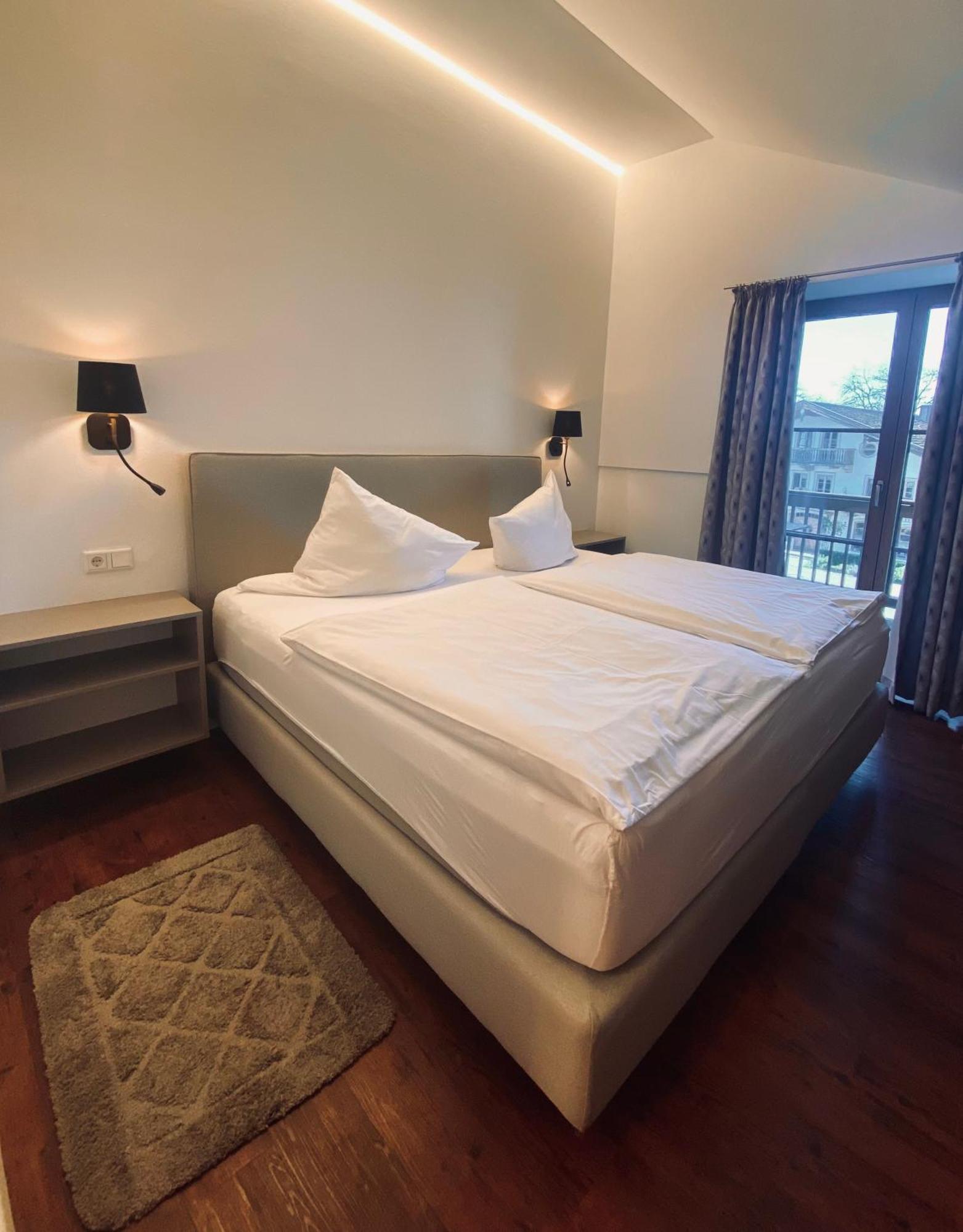 Double Room Balcony or terrace