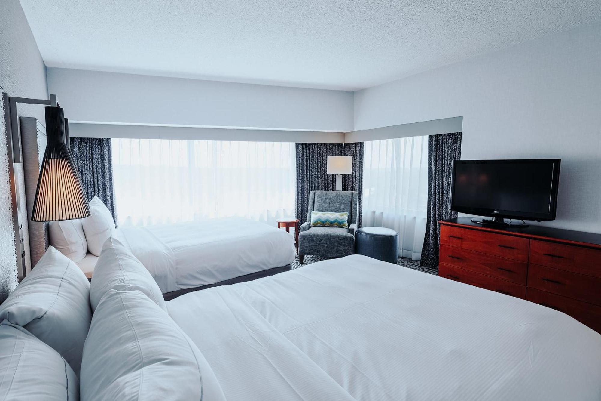 Two-Room Double Suite Non-Smoking
