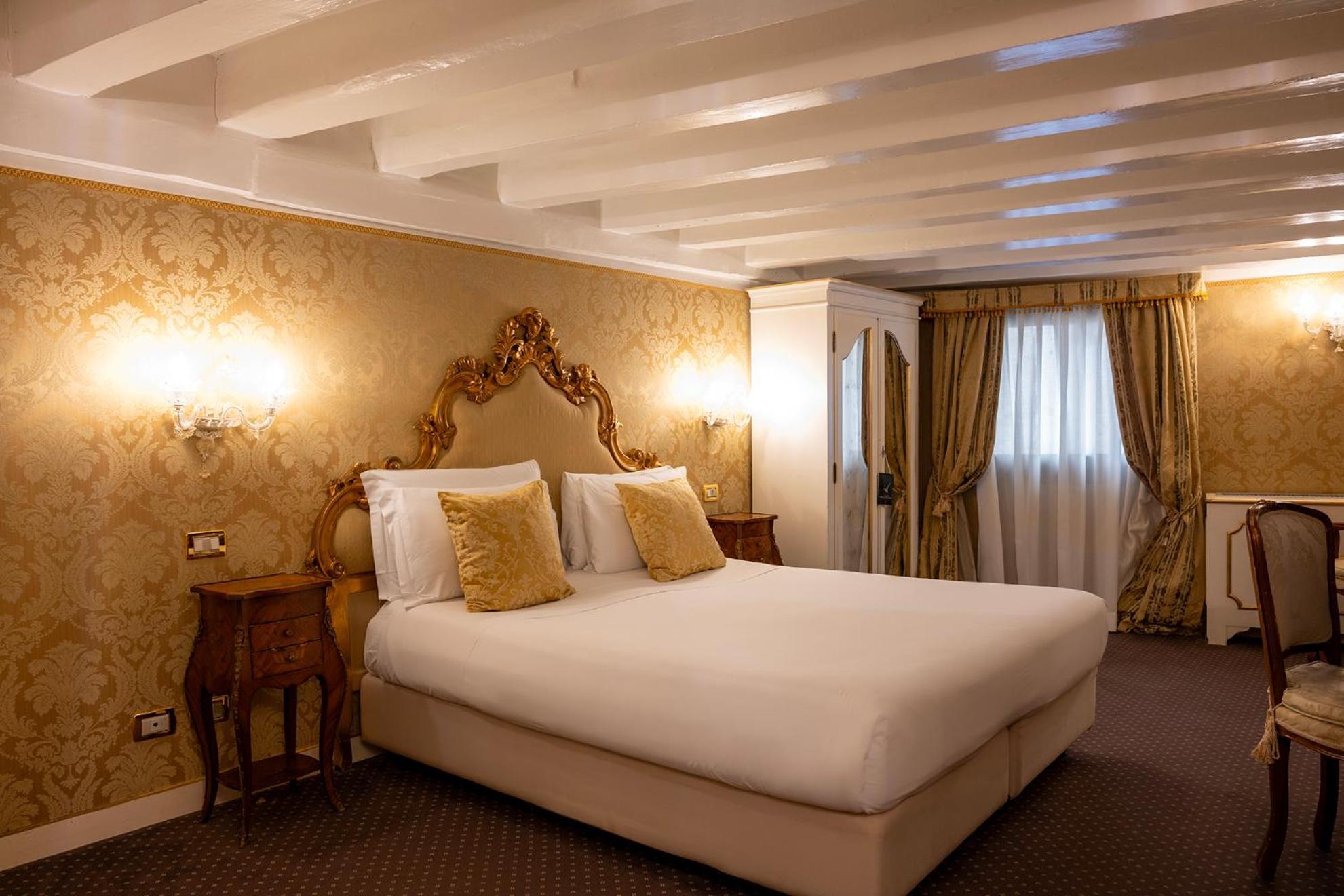 Triple Room,1649015412:JPEG