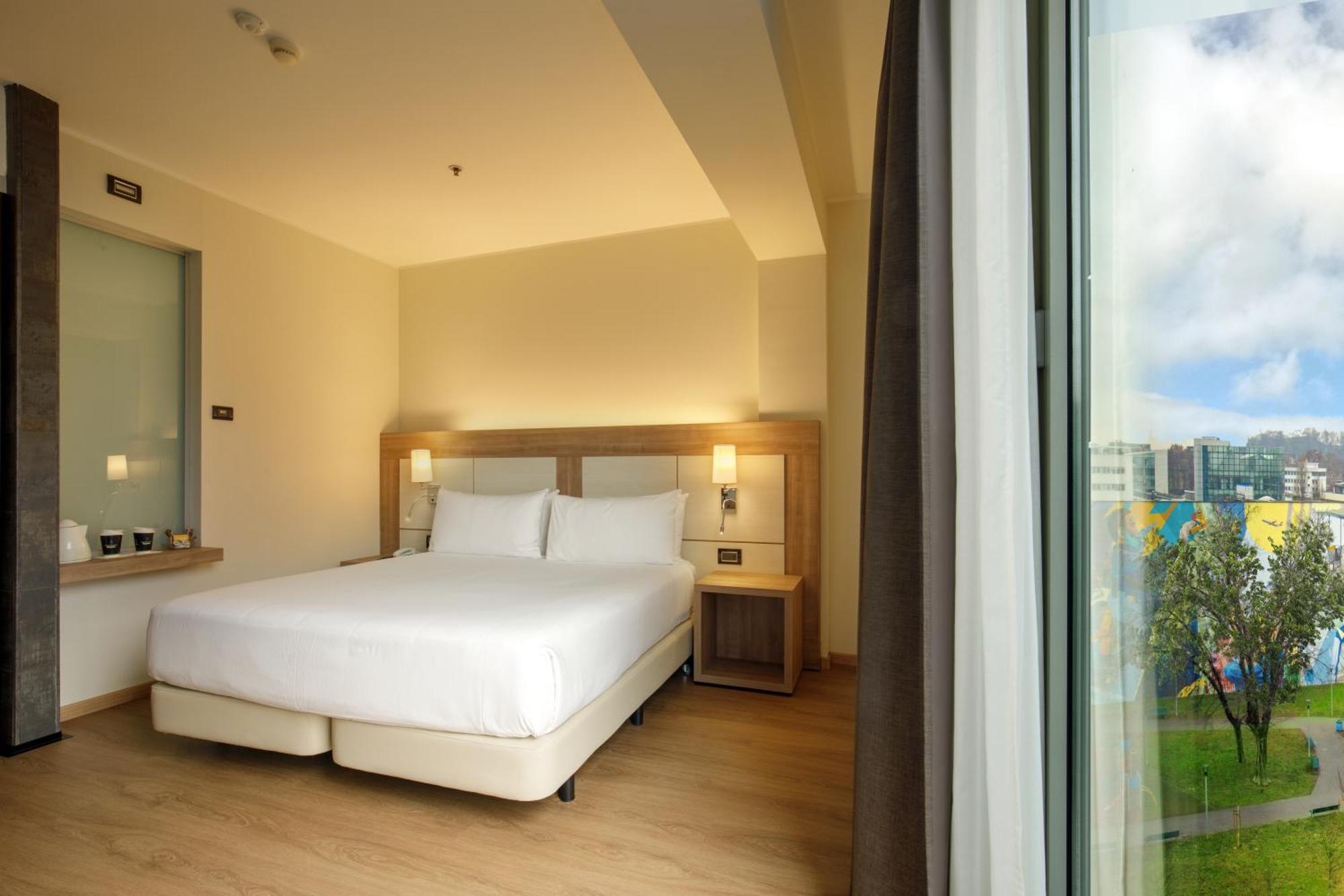 King Guest Room