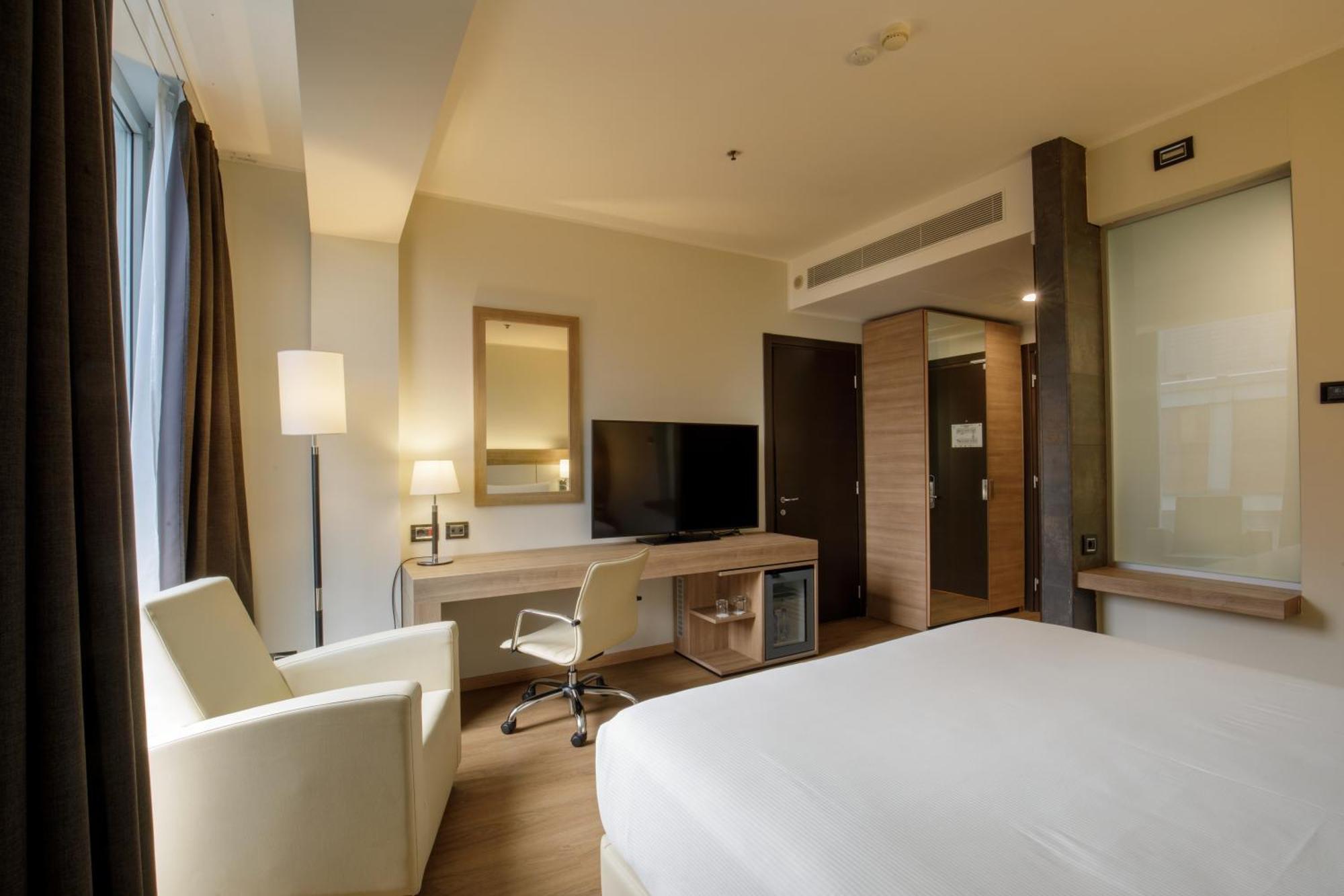 King Guest Room