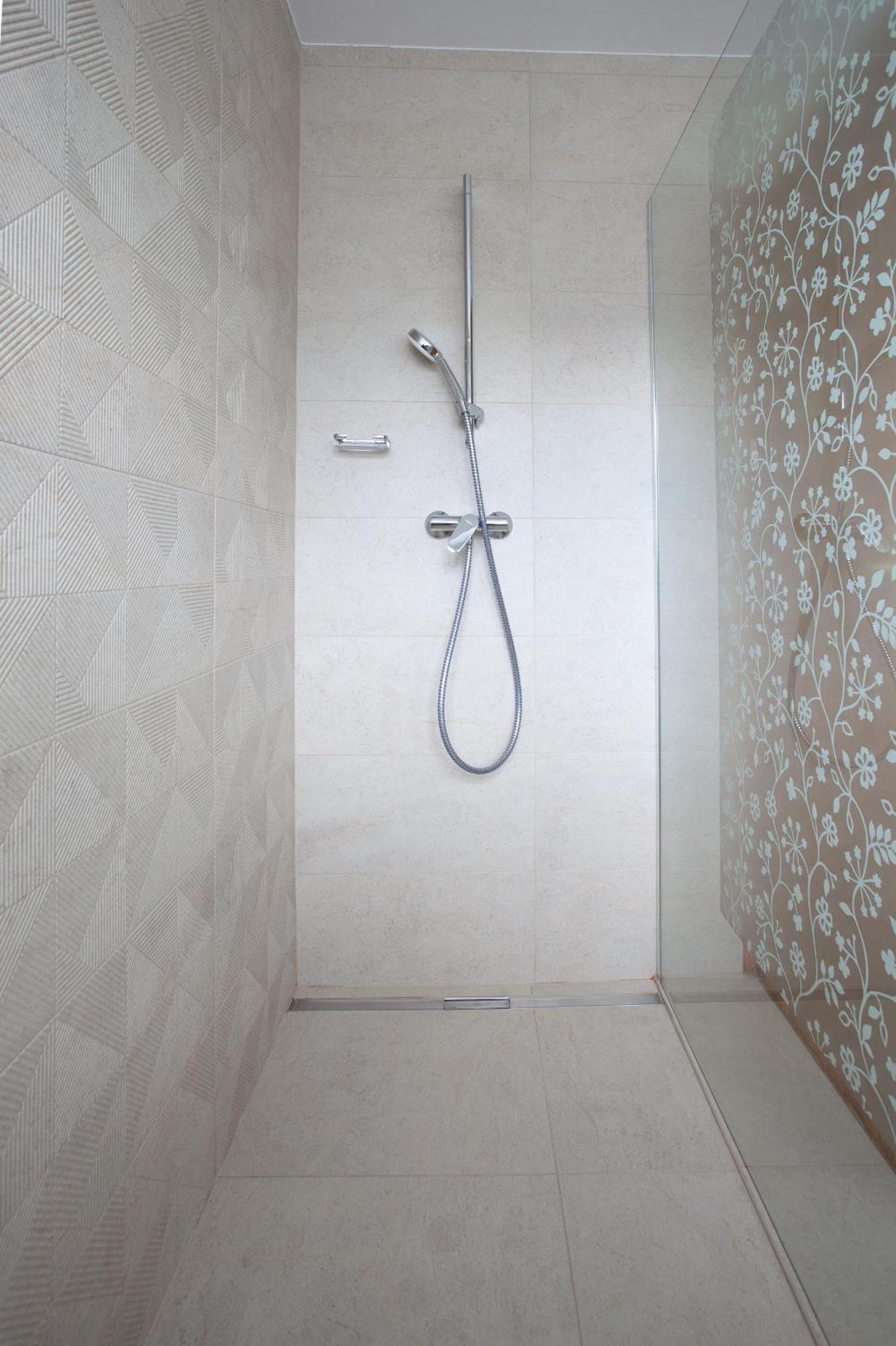 Basic Triple Room