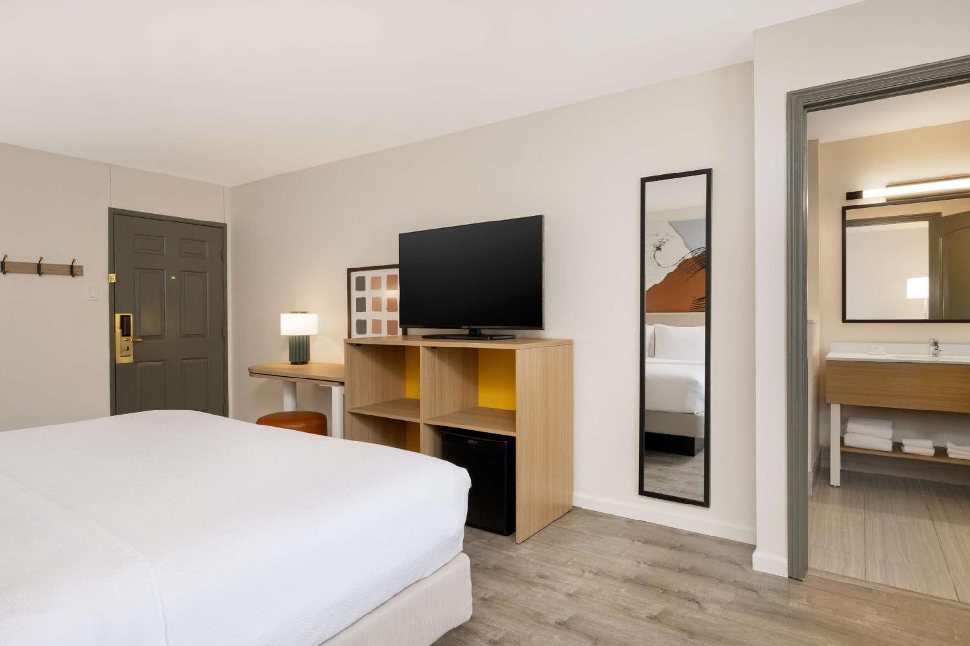 King Room