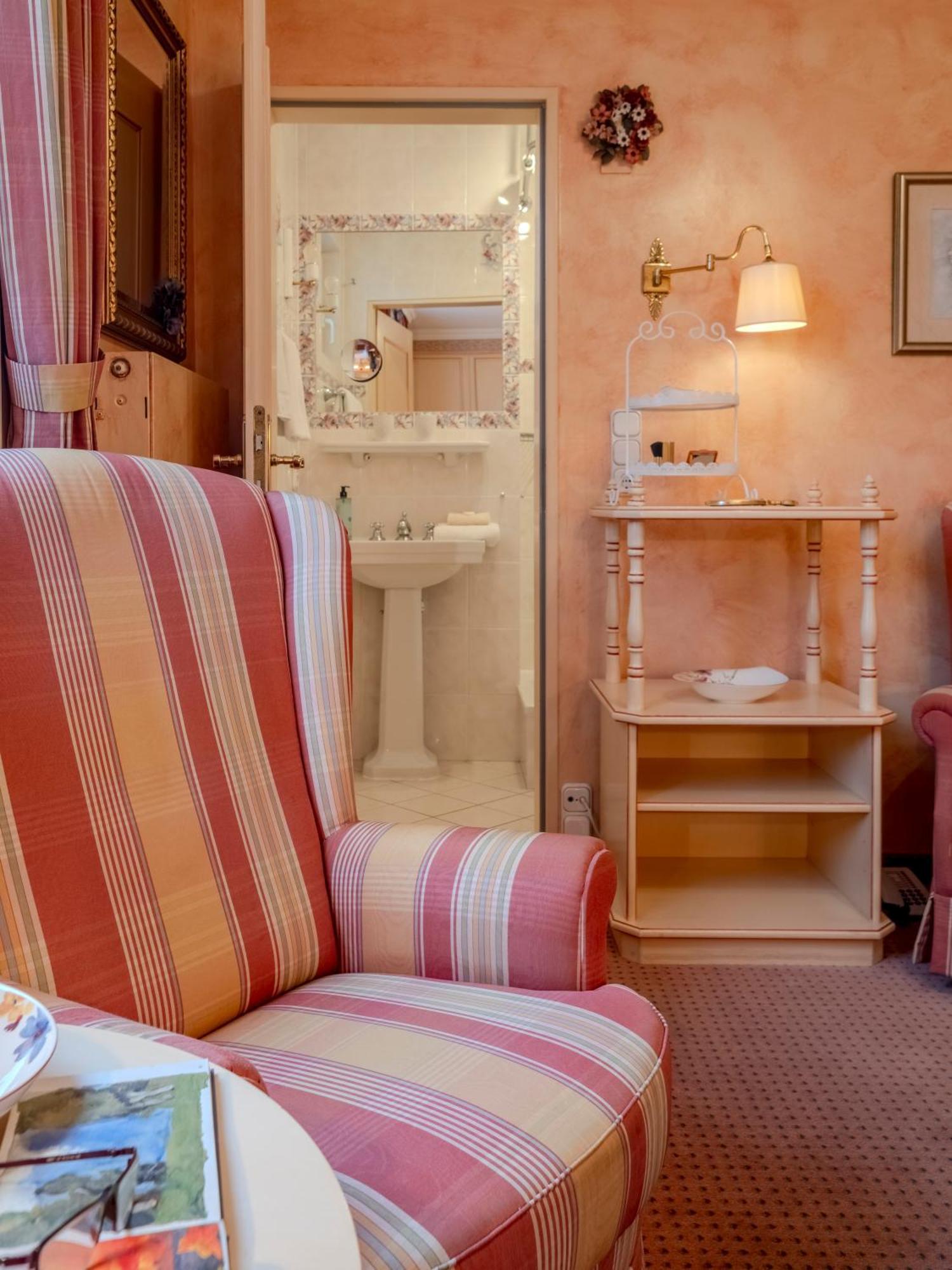 Double Room Nr 14 garden view