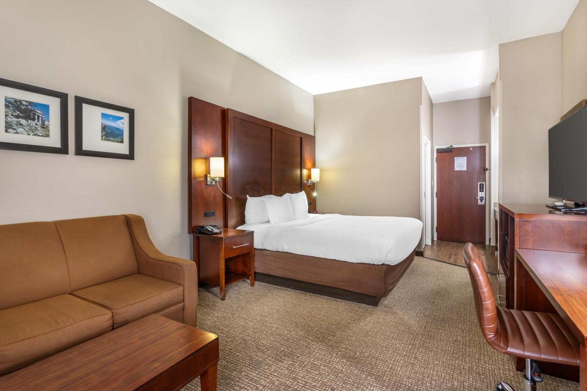 Upgrade King Suite Non-Smoking