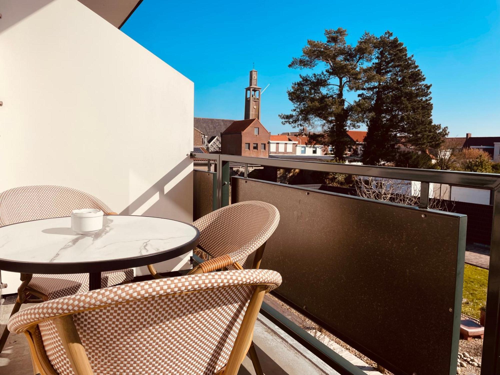 Triple Room Balcony
