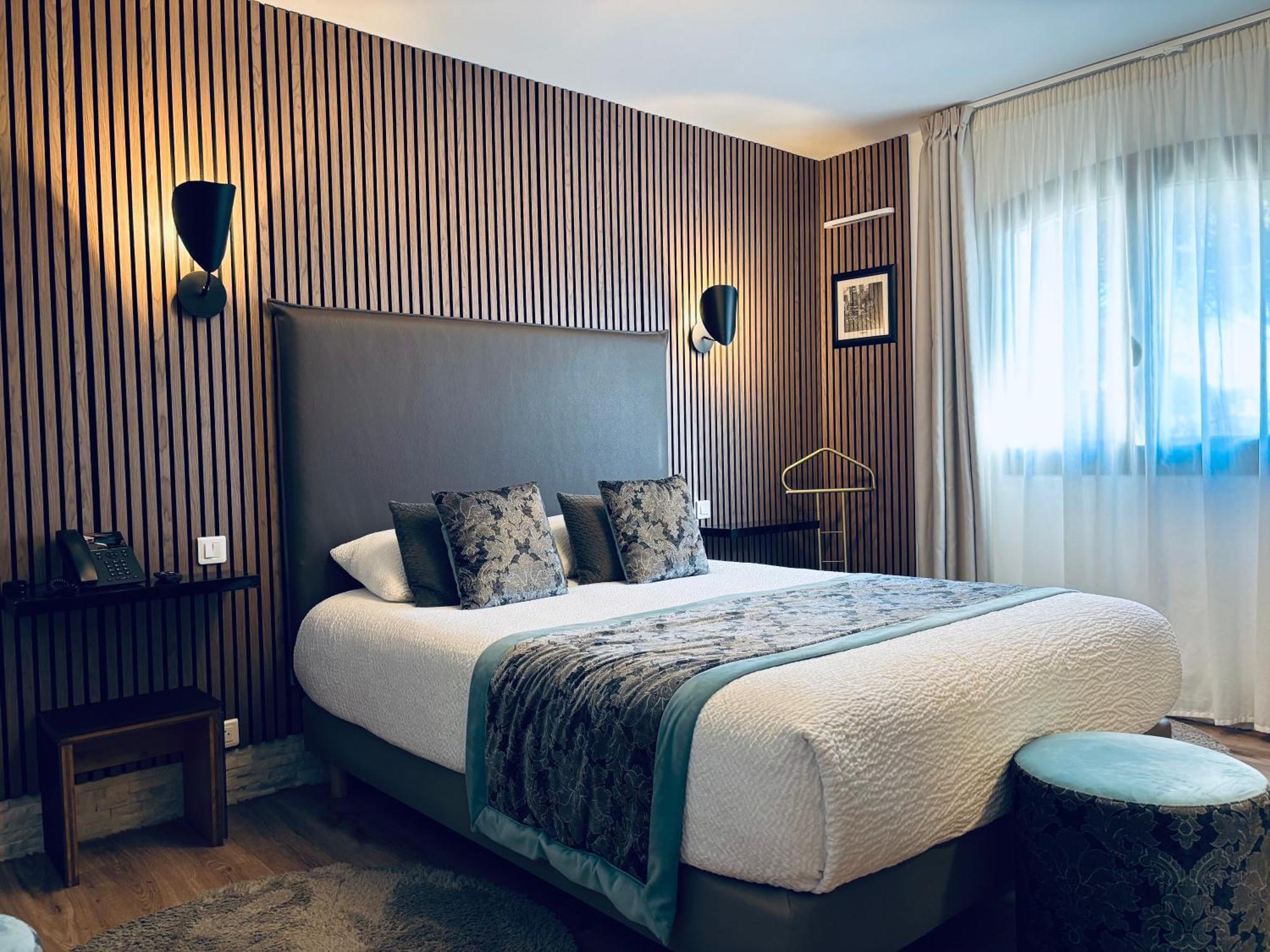 Family triple room