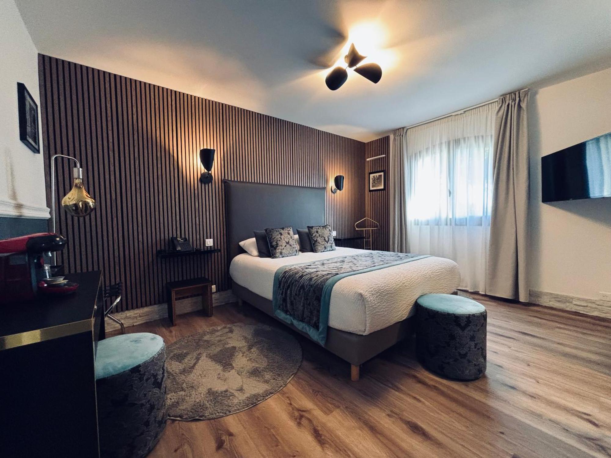 Family triple room