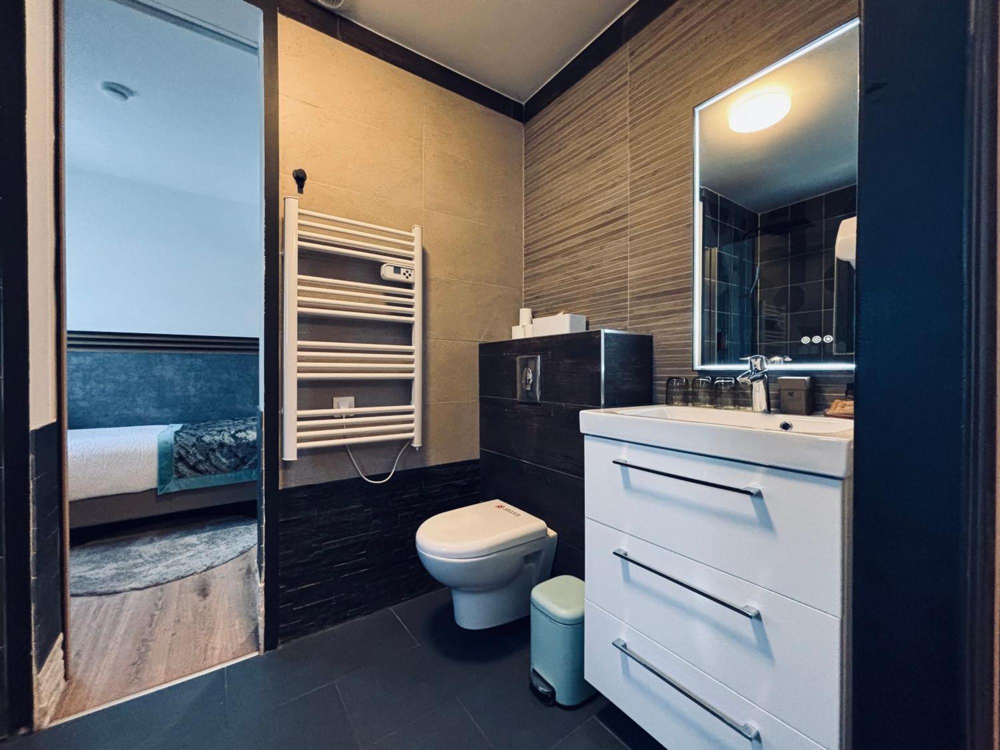Family triple room