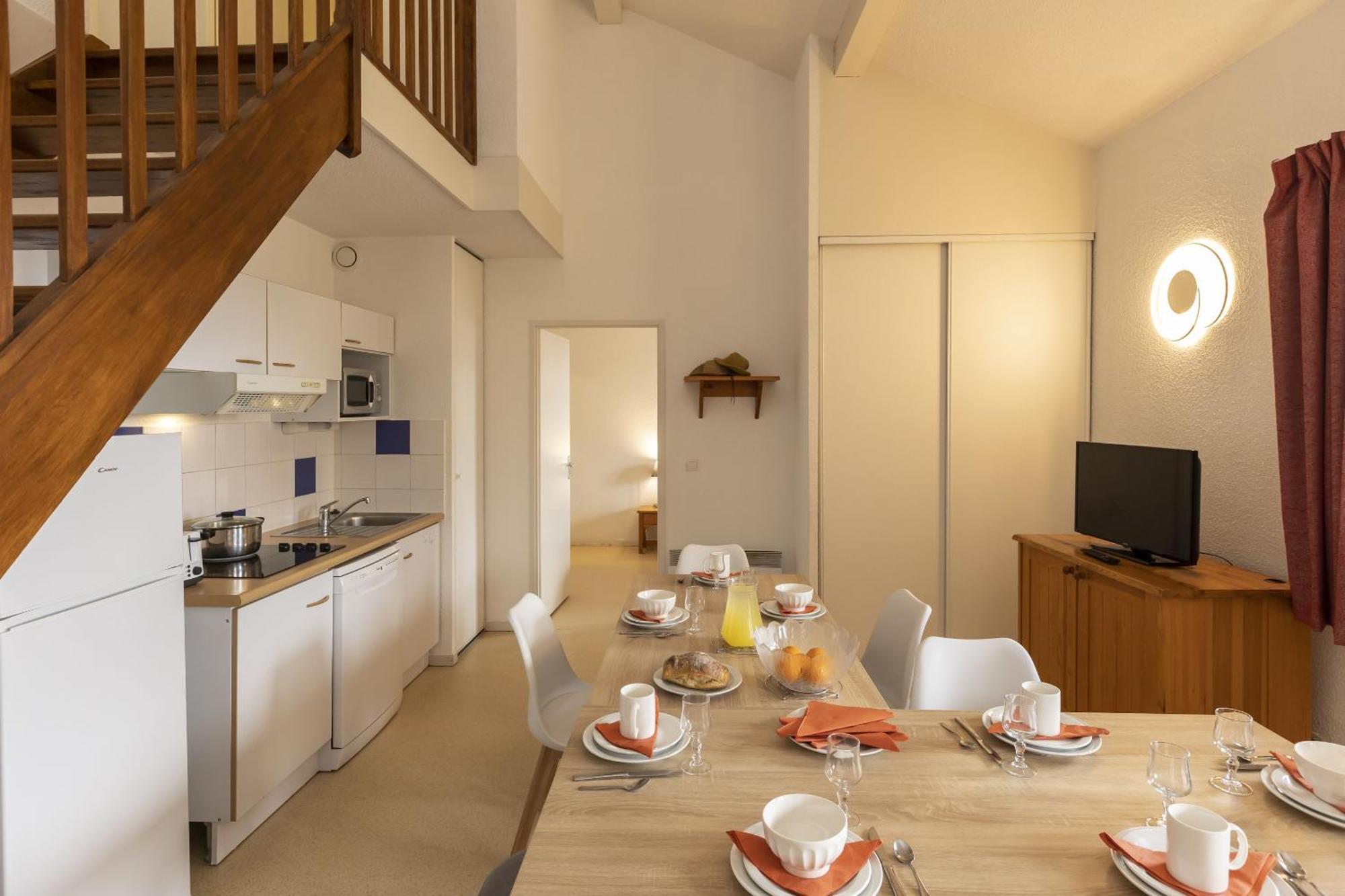 4 Room Apartment Duplex Standard 7 or