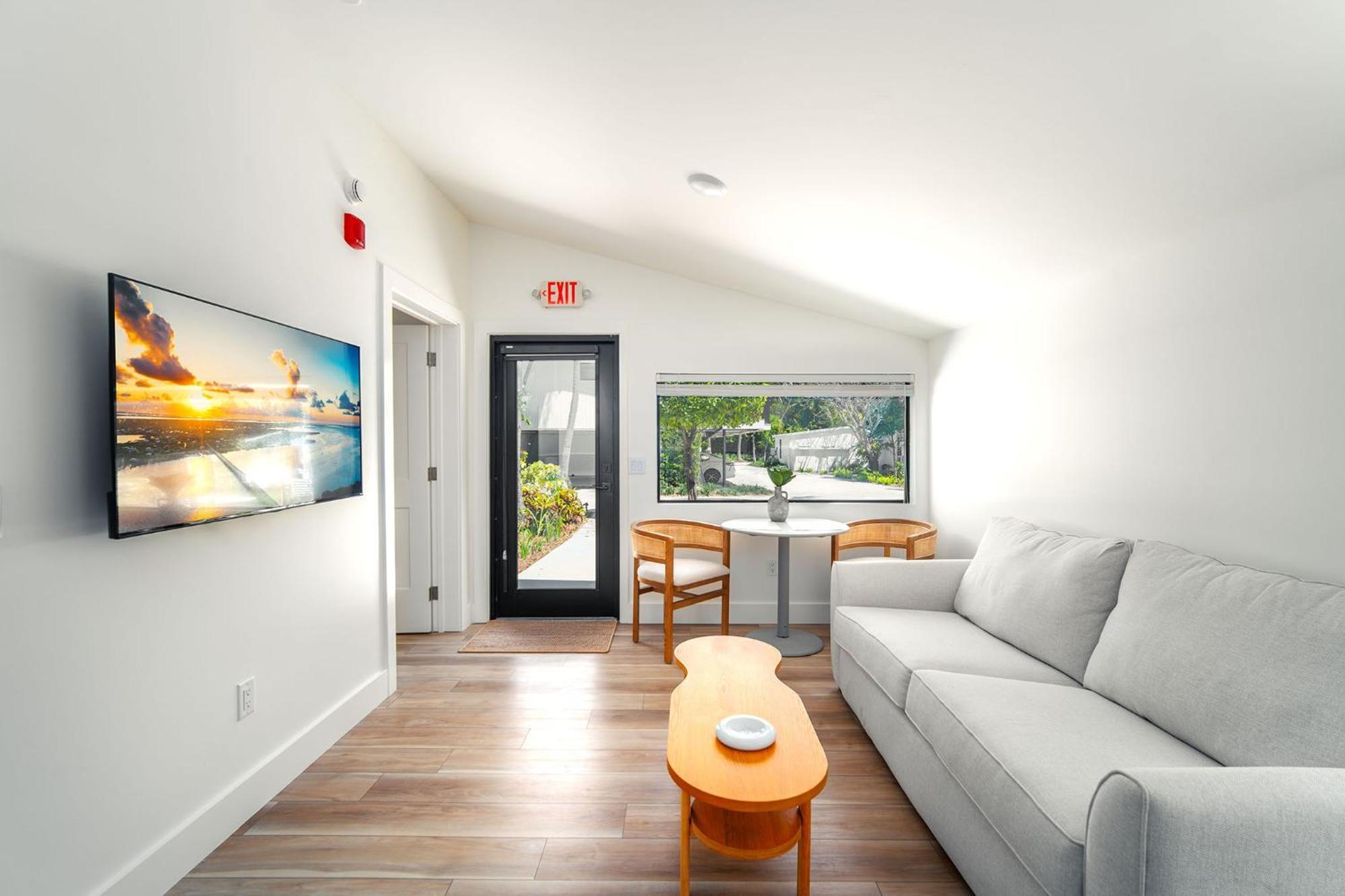 One Bedroom Queen Cottage ADA Accessible