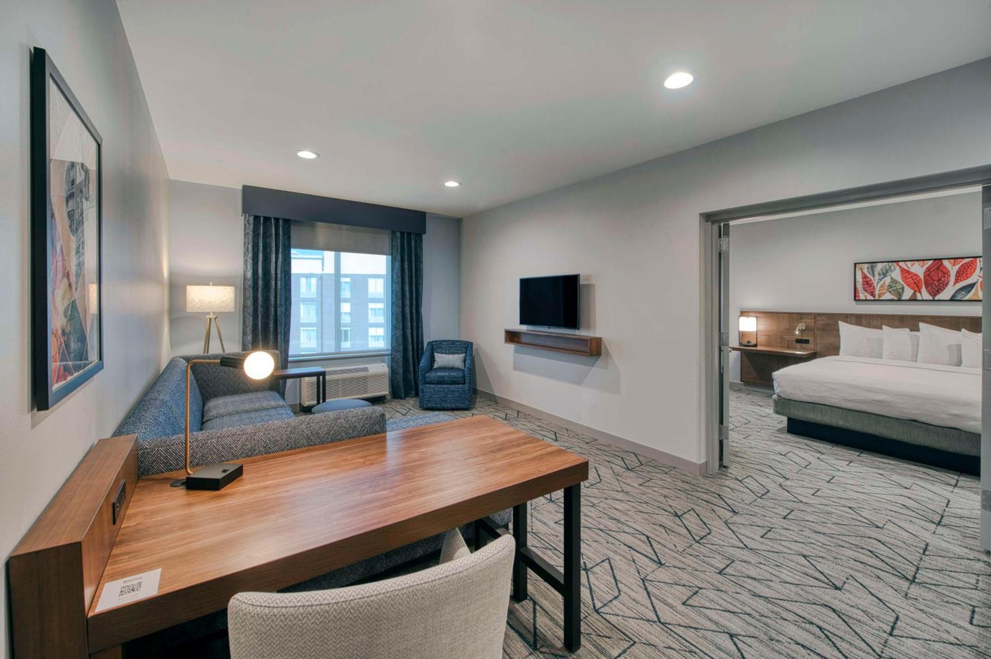 One-Bedroom King Suite Sofa Bed