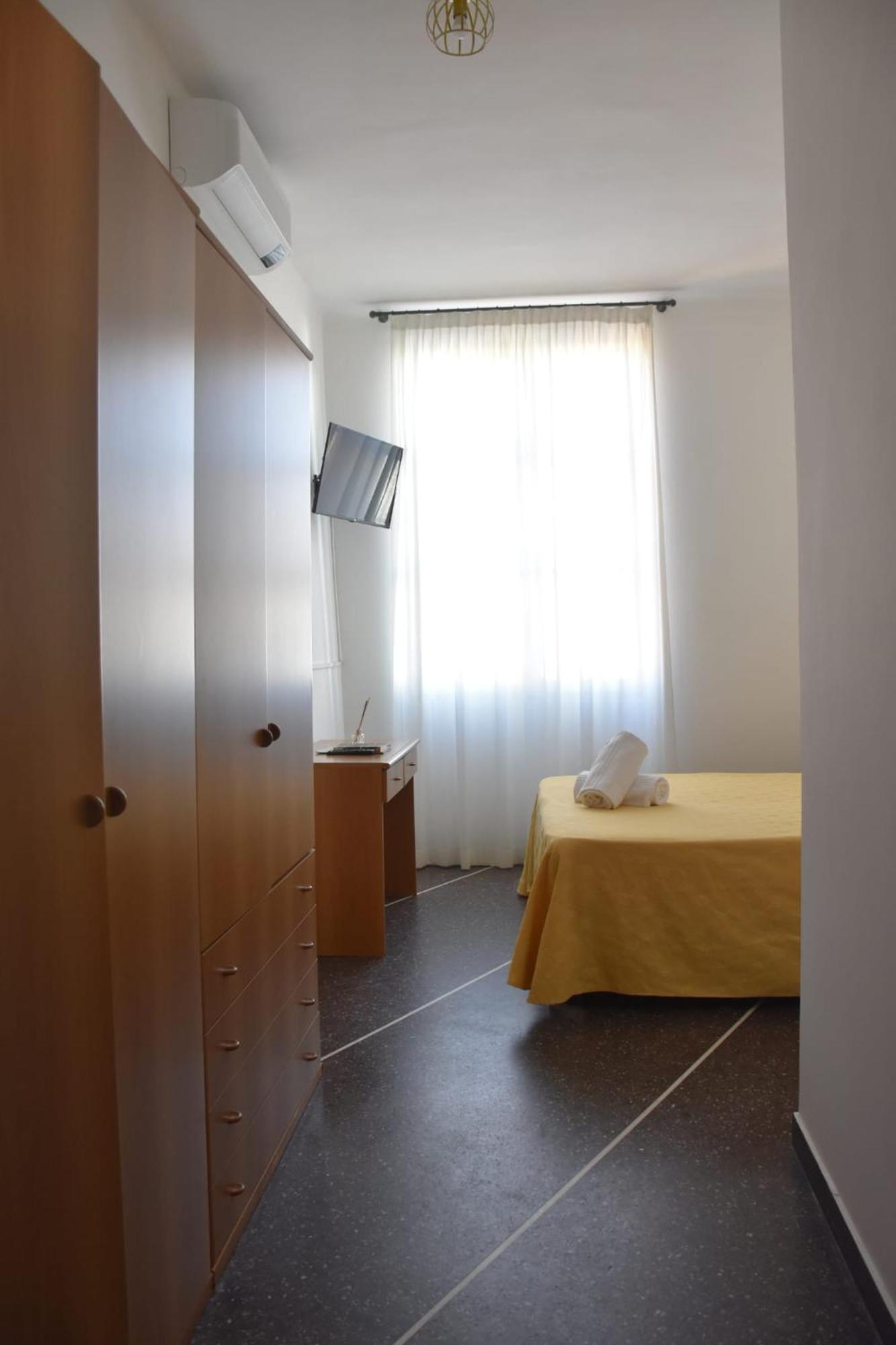 Double Room,1649938545:JPEG