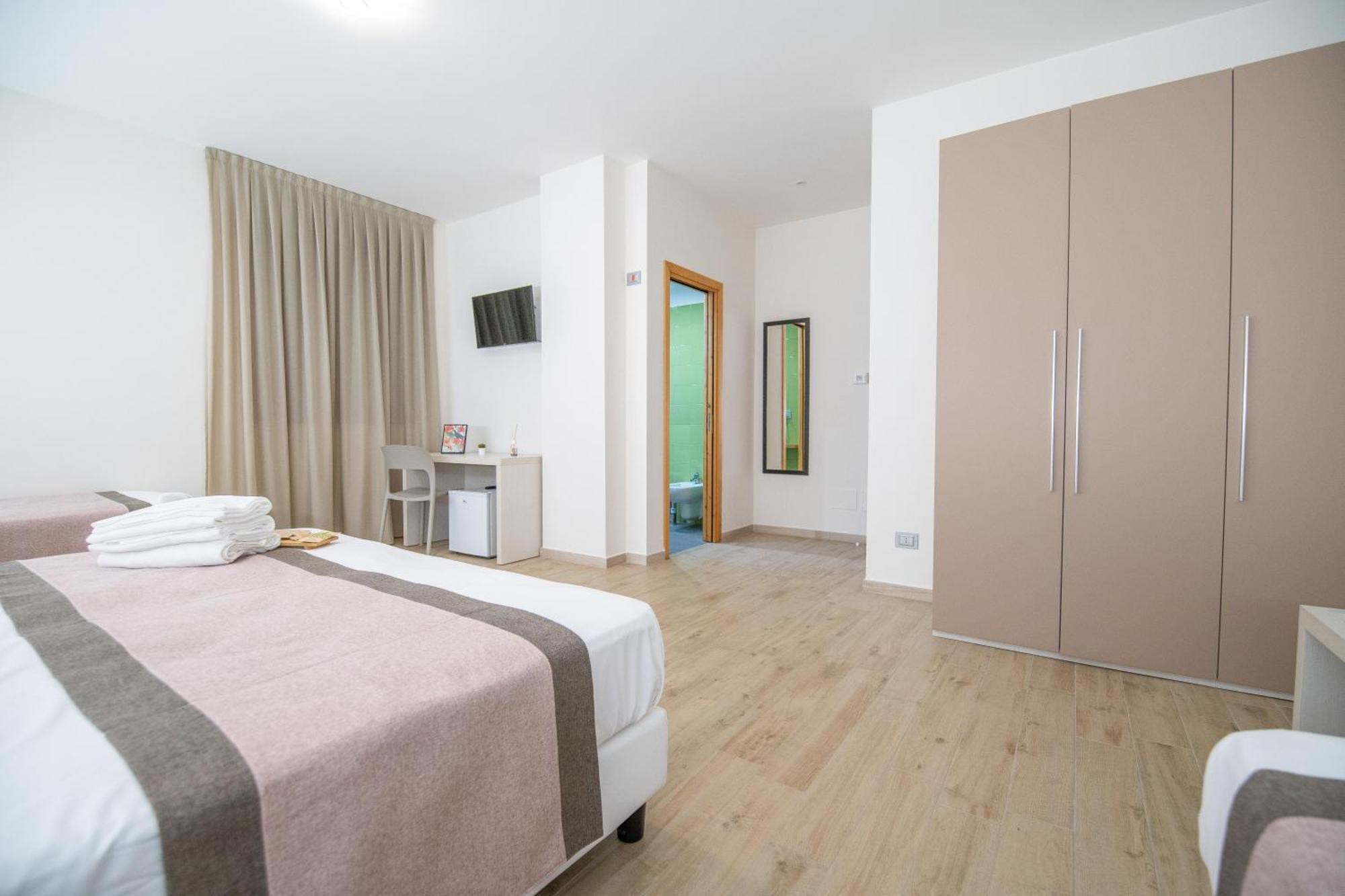 Classic Quadruple Room